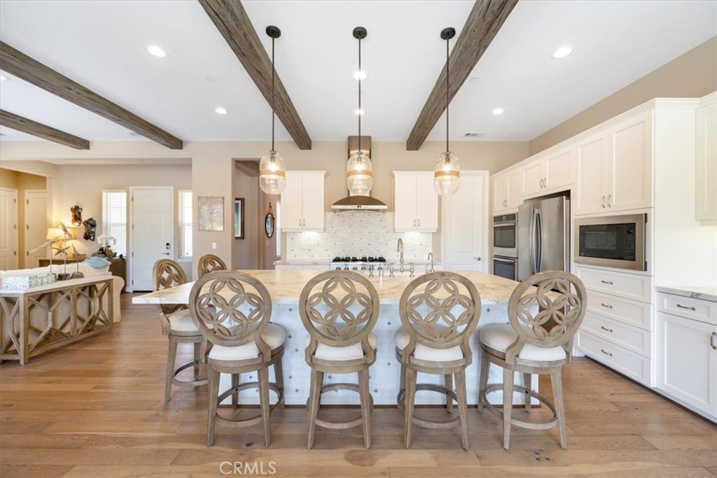 1220 Trail View