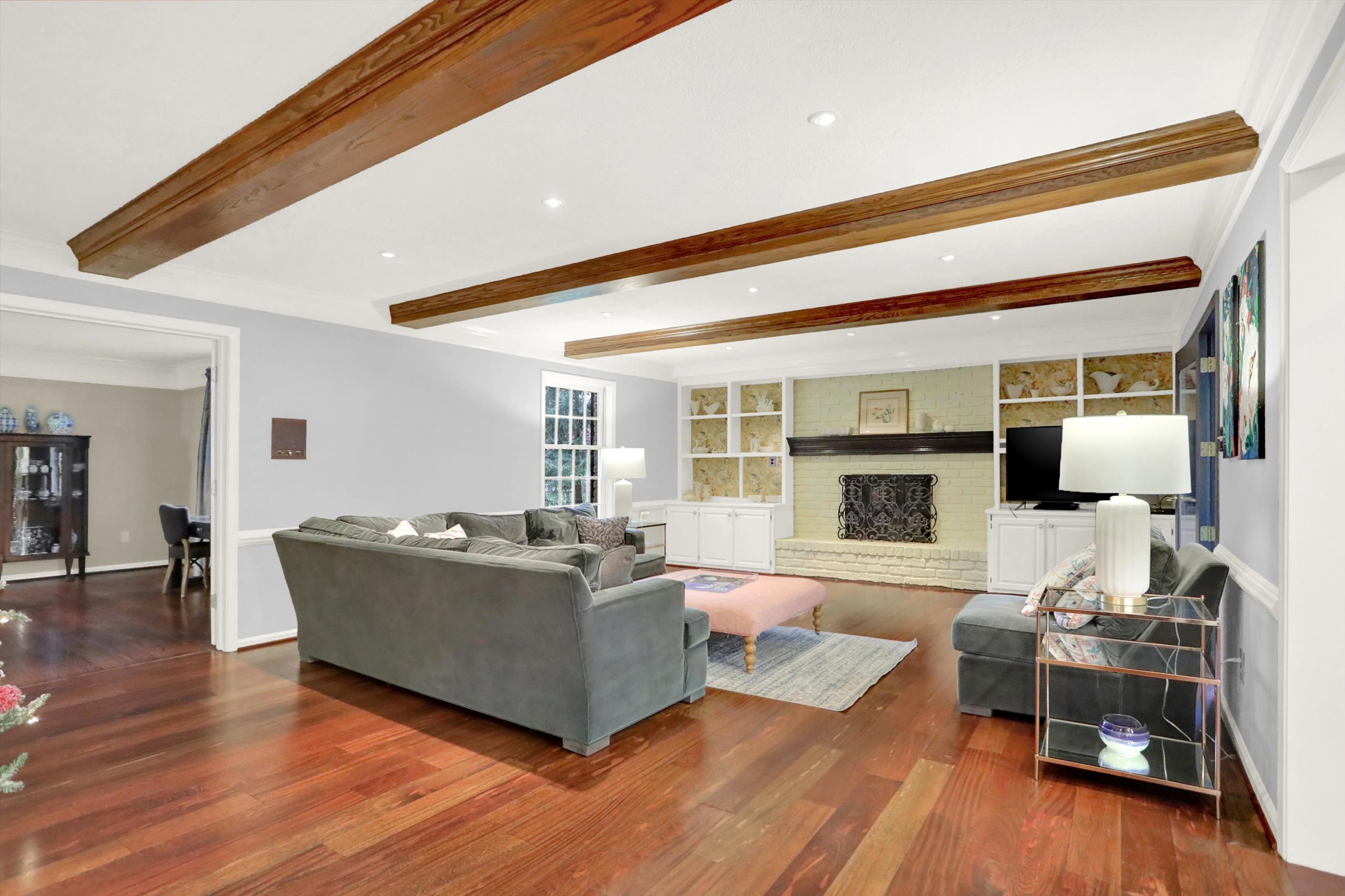 1032 Foxglove Circle