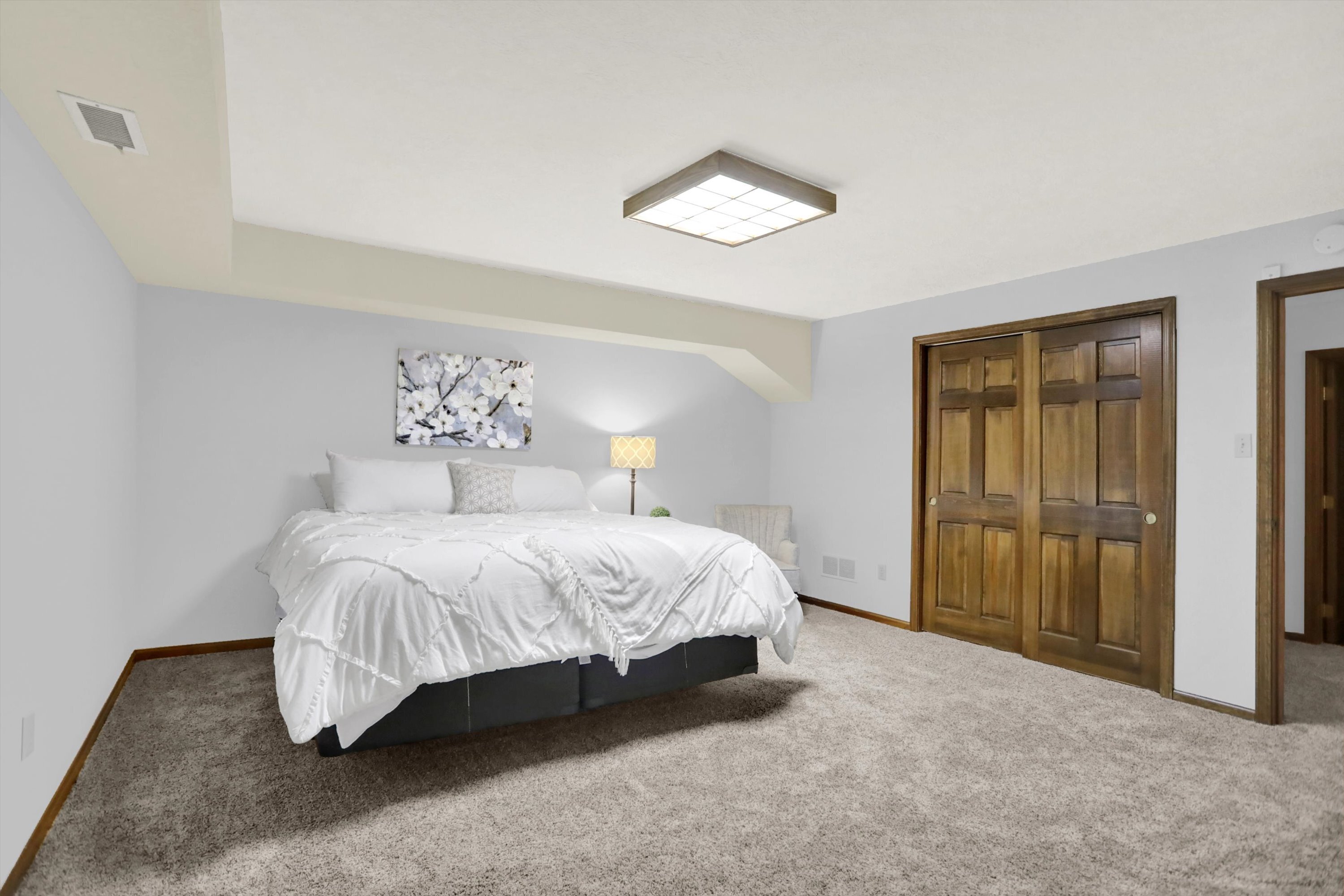 1032 Foxglove Circle