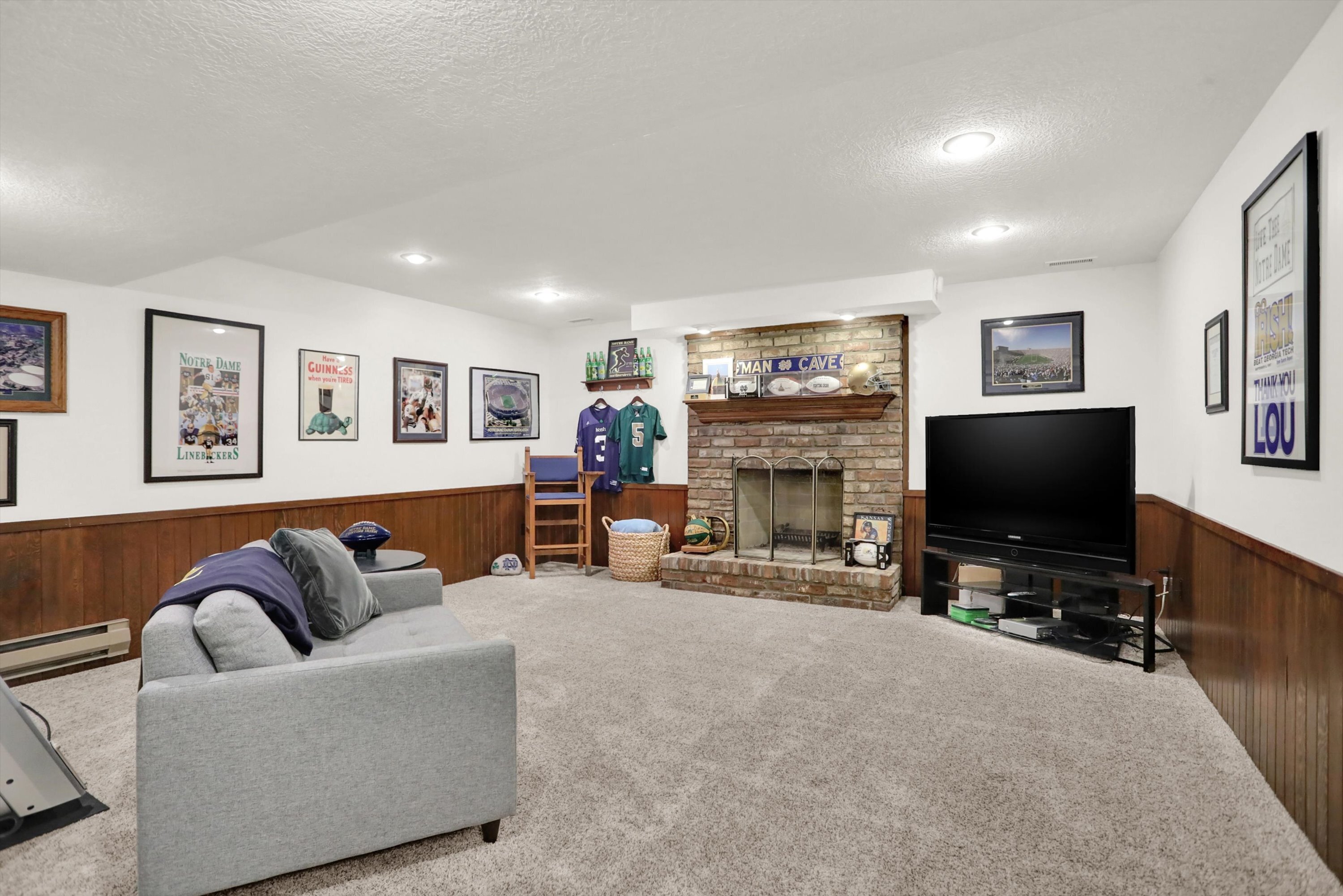 1032 Foxglove Circle