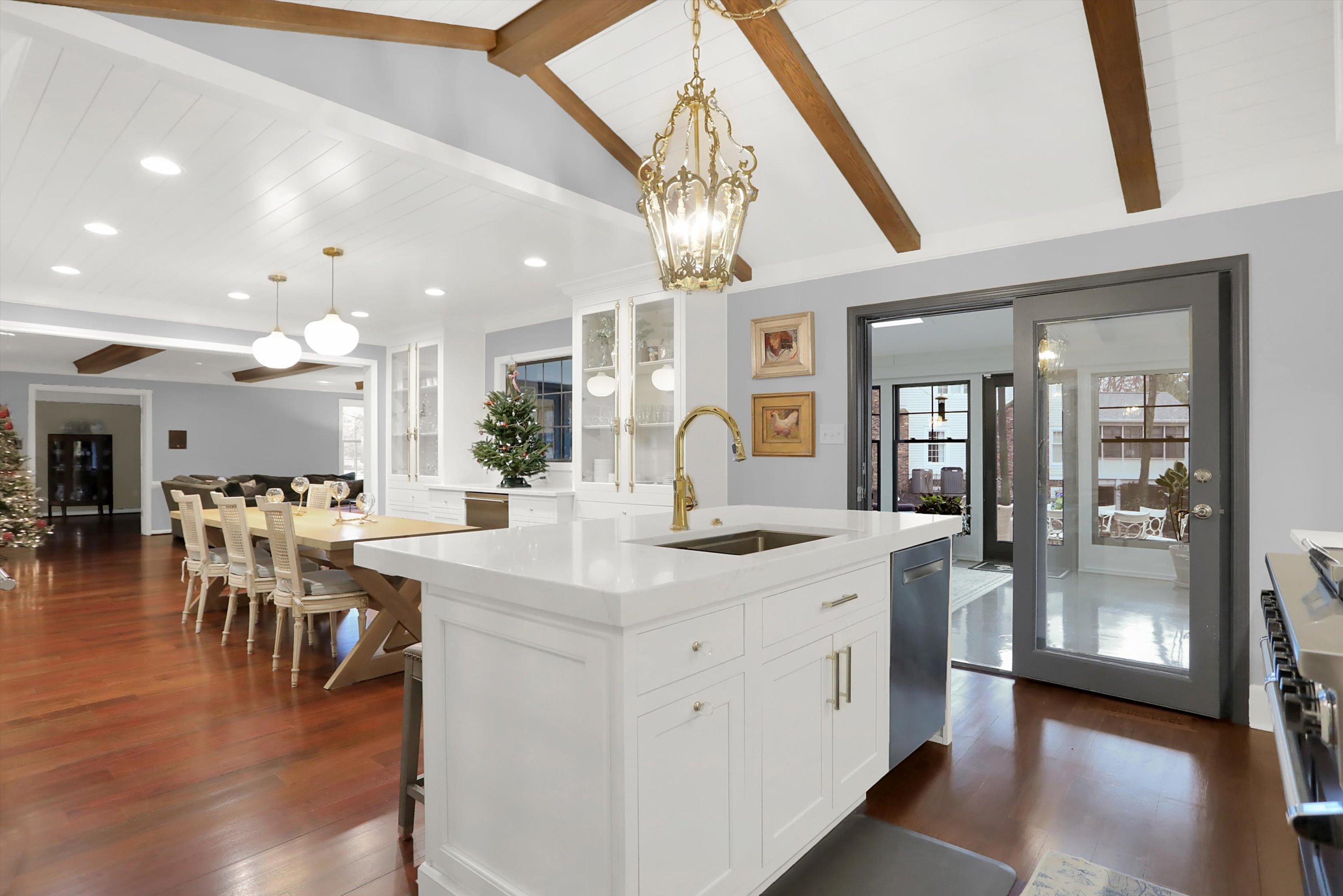 1032 Foxglove Circle