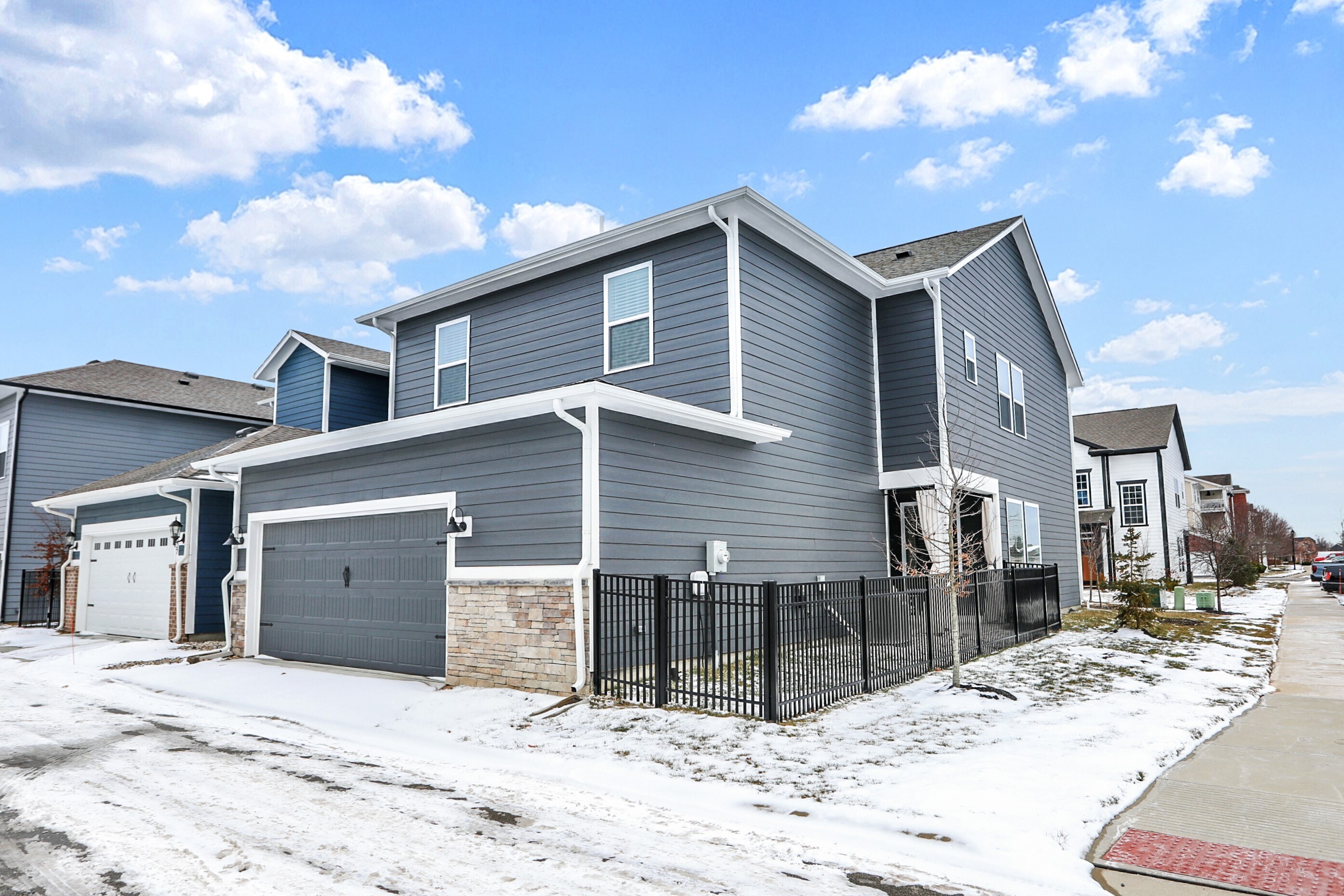 17333 Dovehouse Lane