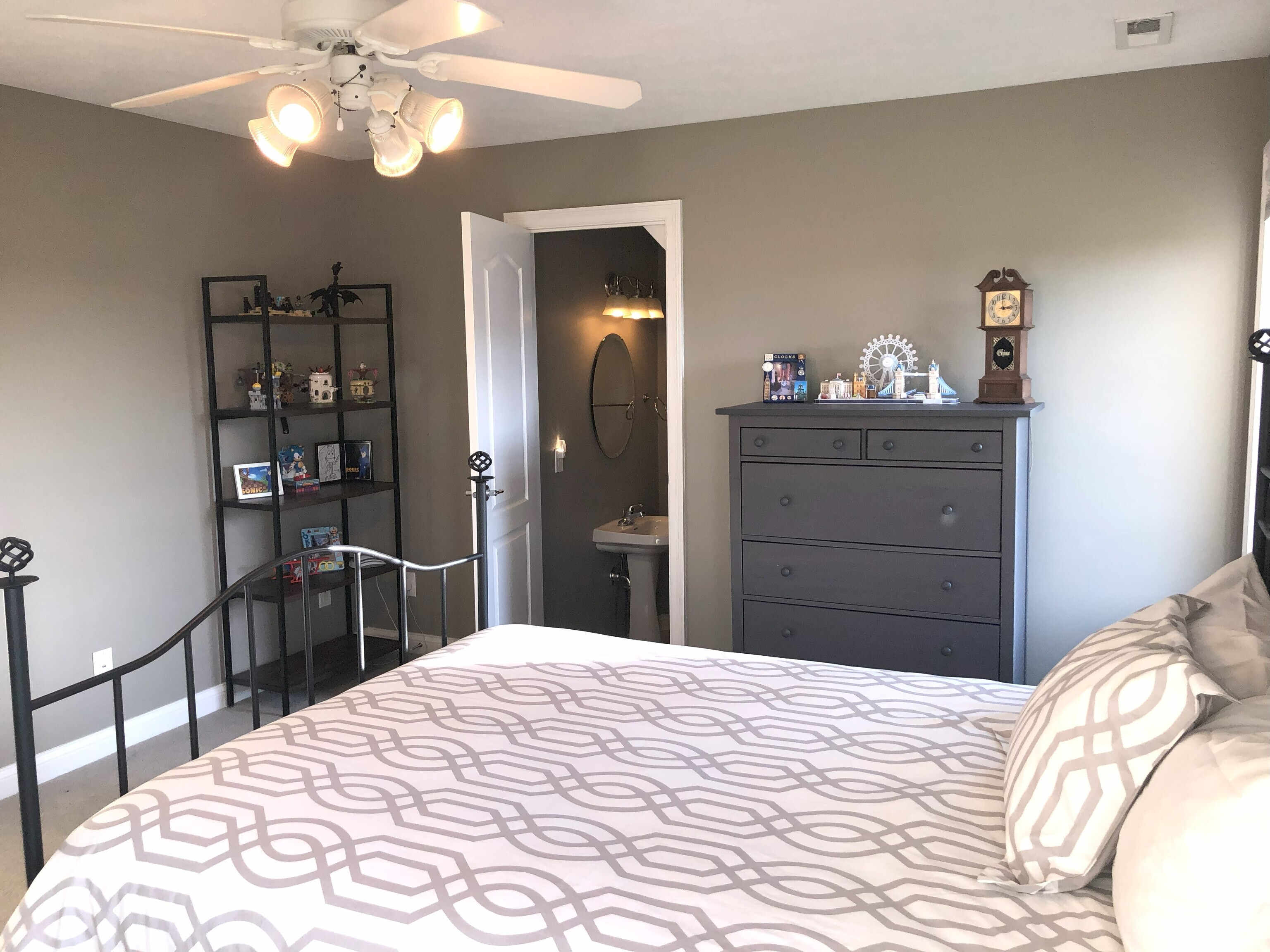 16440 Lost Tree Place