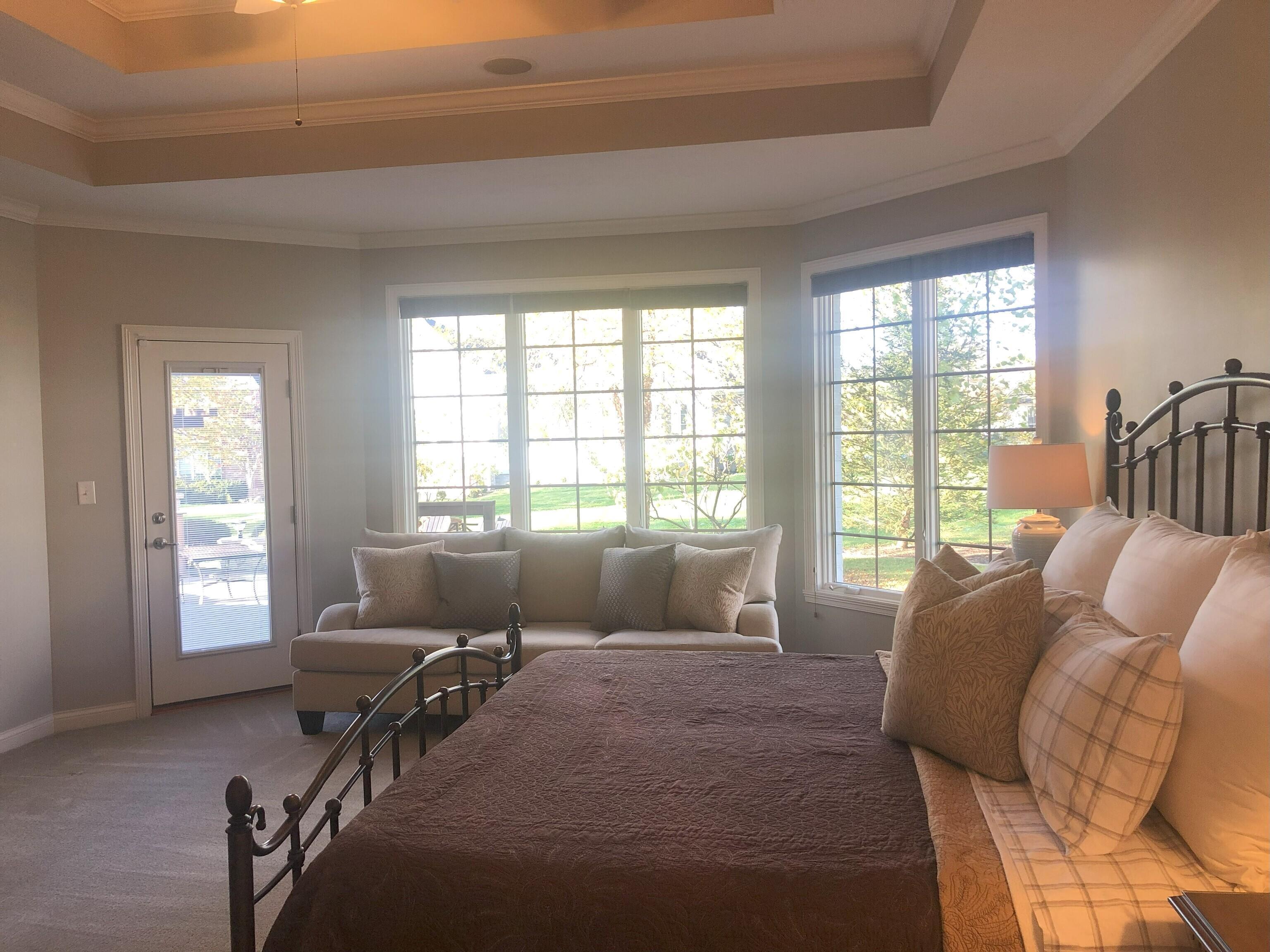 16440 Lost Tree Place