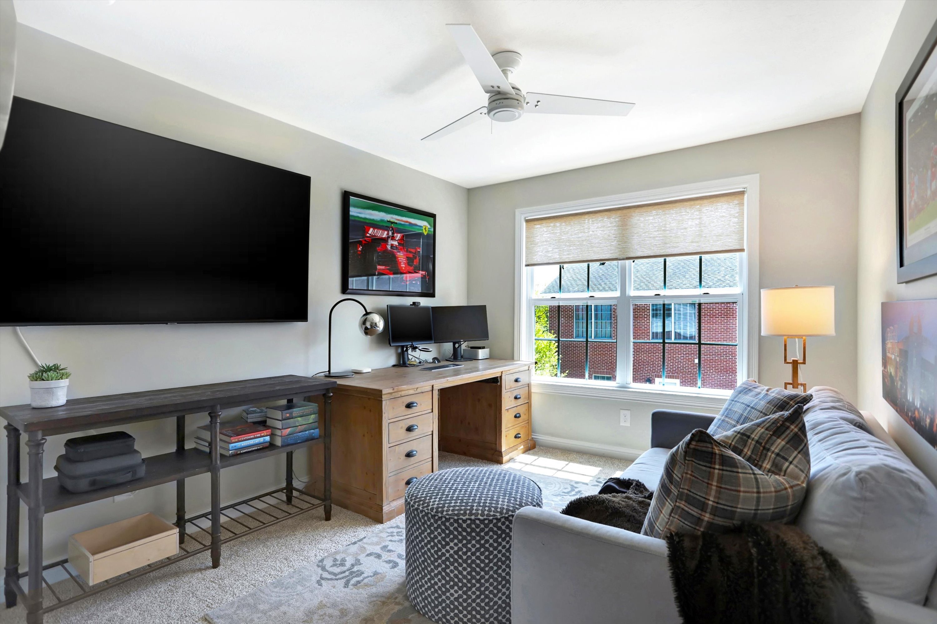 868 S Park Trail Drive