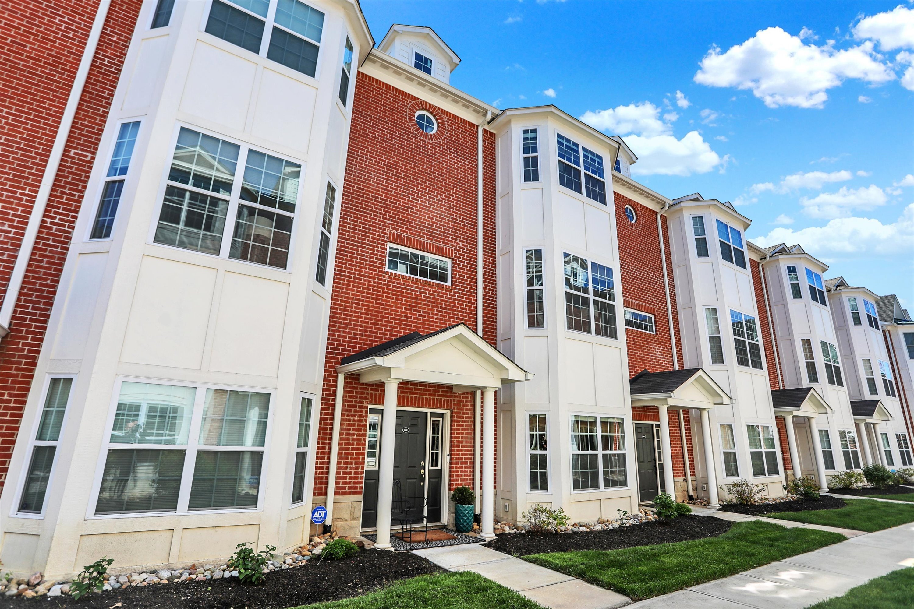 868 S Park Trail Drive