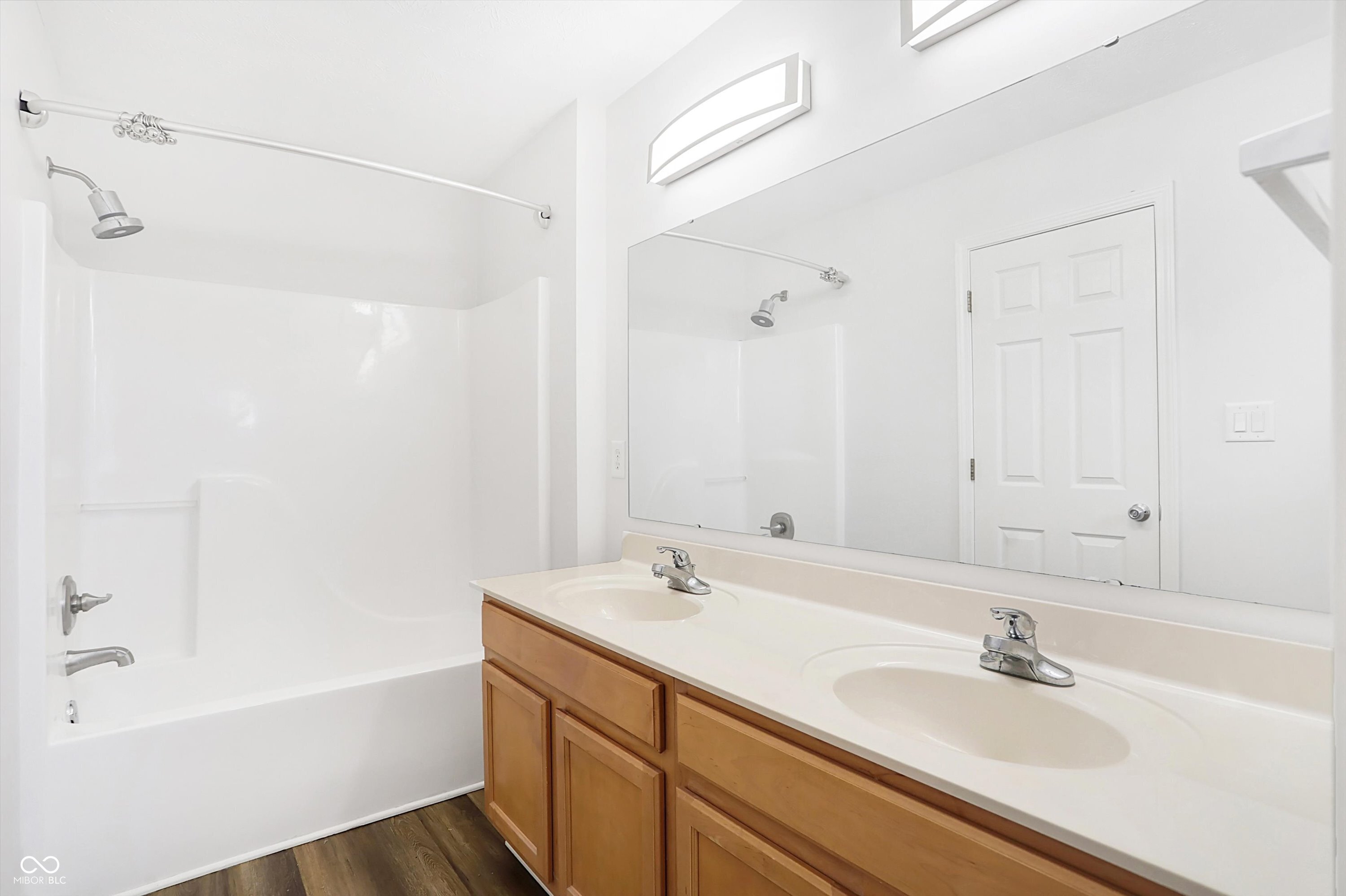 10901 Lemongrass Drive