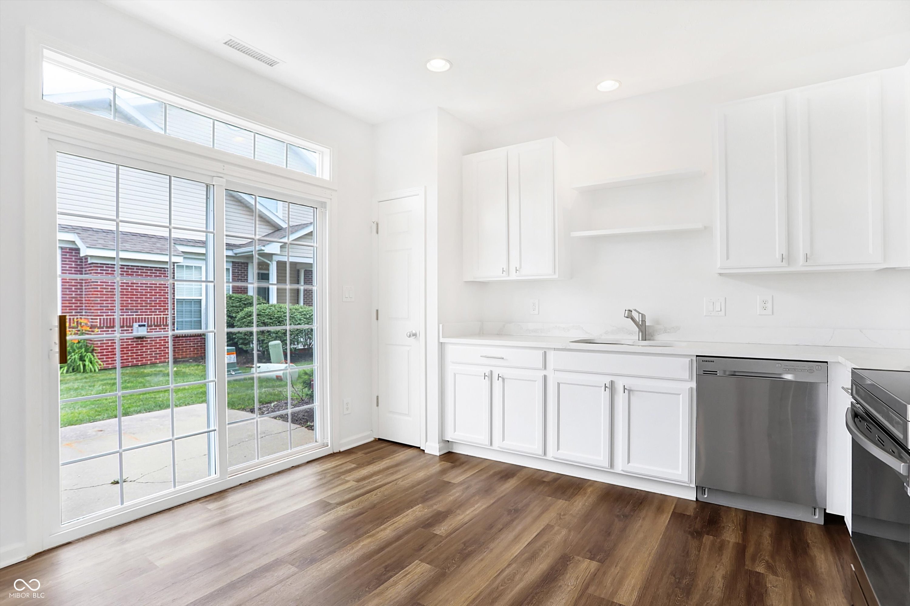 10901 Lemongrass Drive