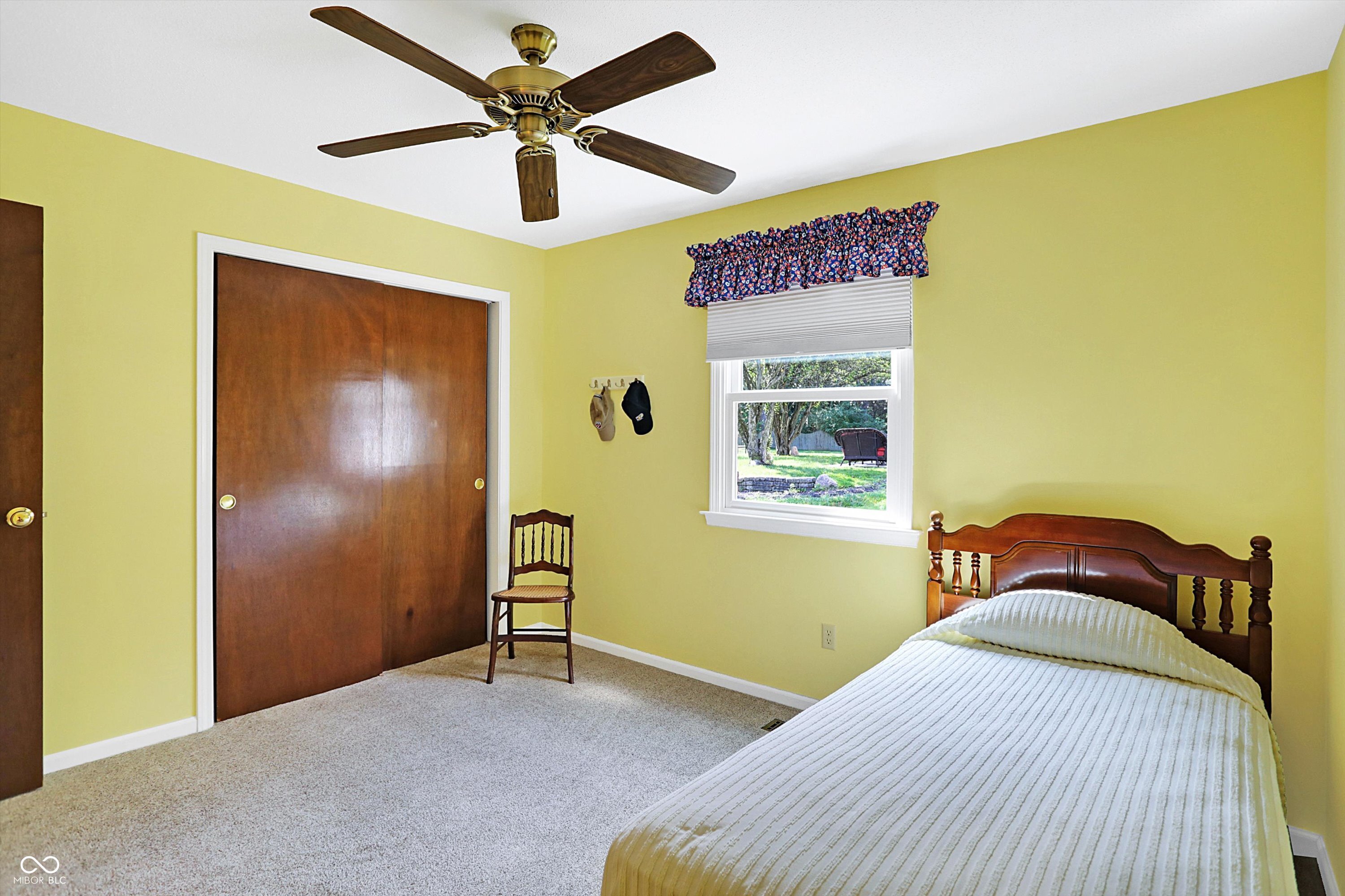 10919 W Lakeshore Drive