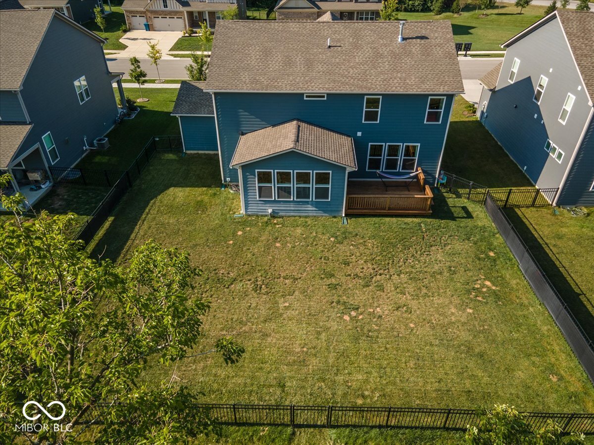 5453 Cloverdale Lane