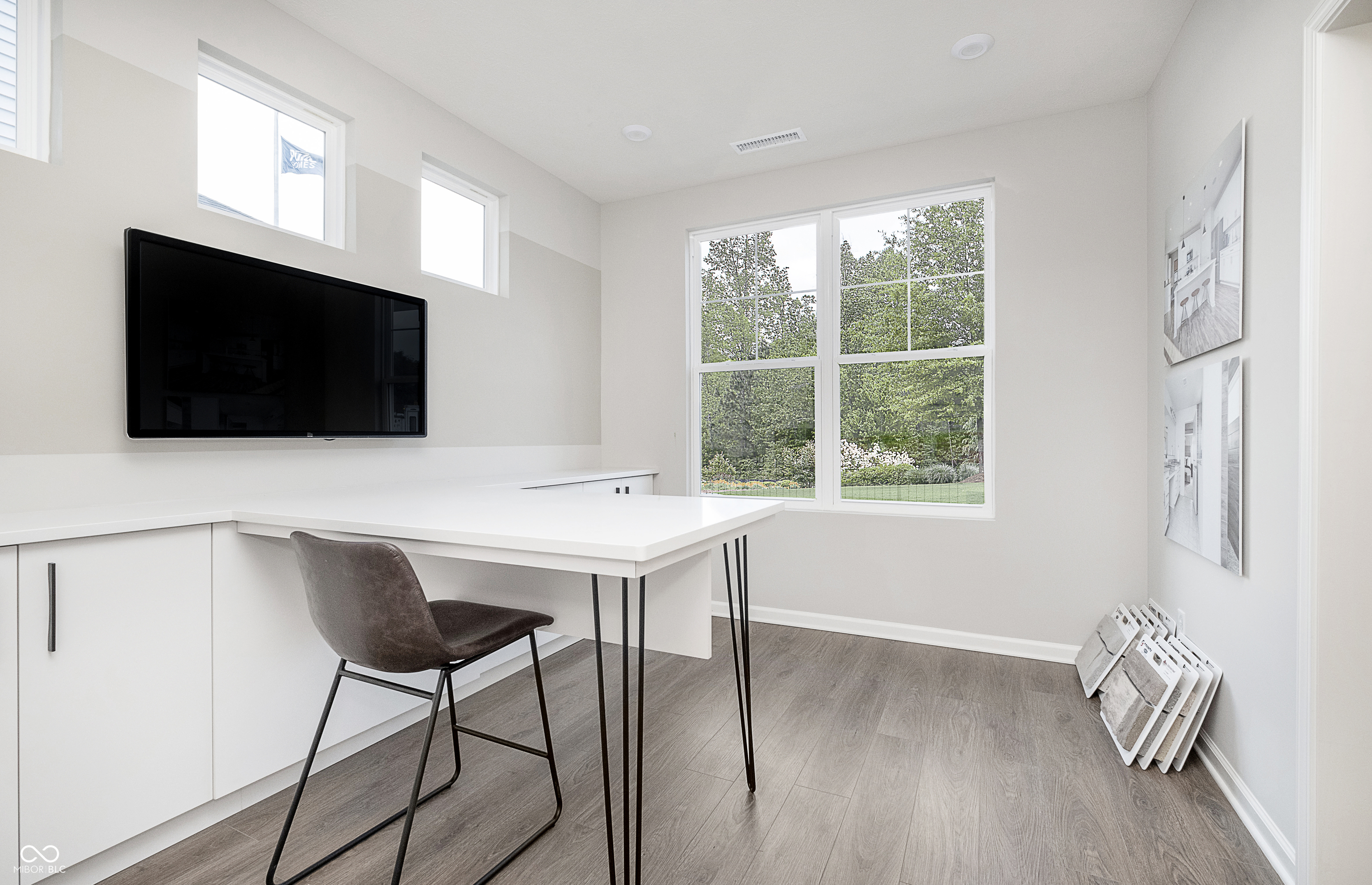 6884 Seattle Slew Drive