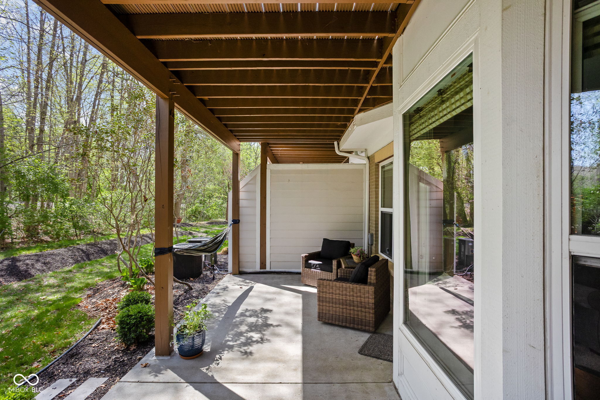 675 Greenford Trail N