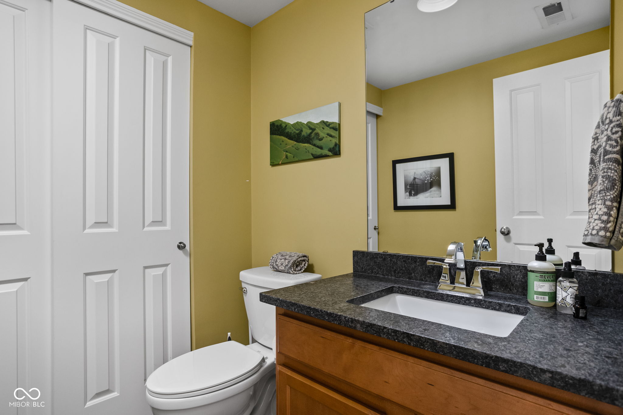 675 Greenford Trail N