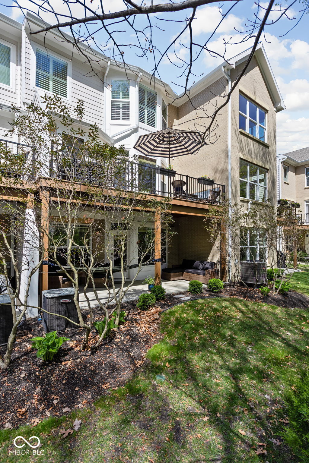 675 Greenford Trail N