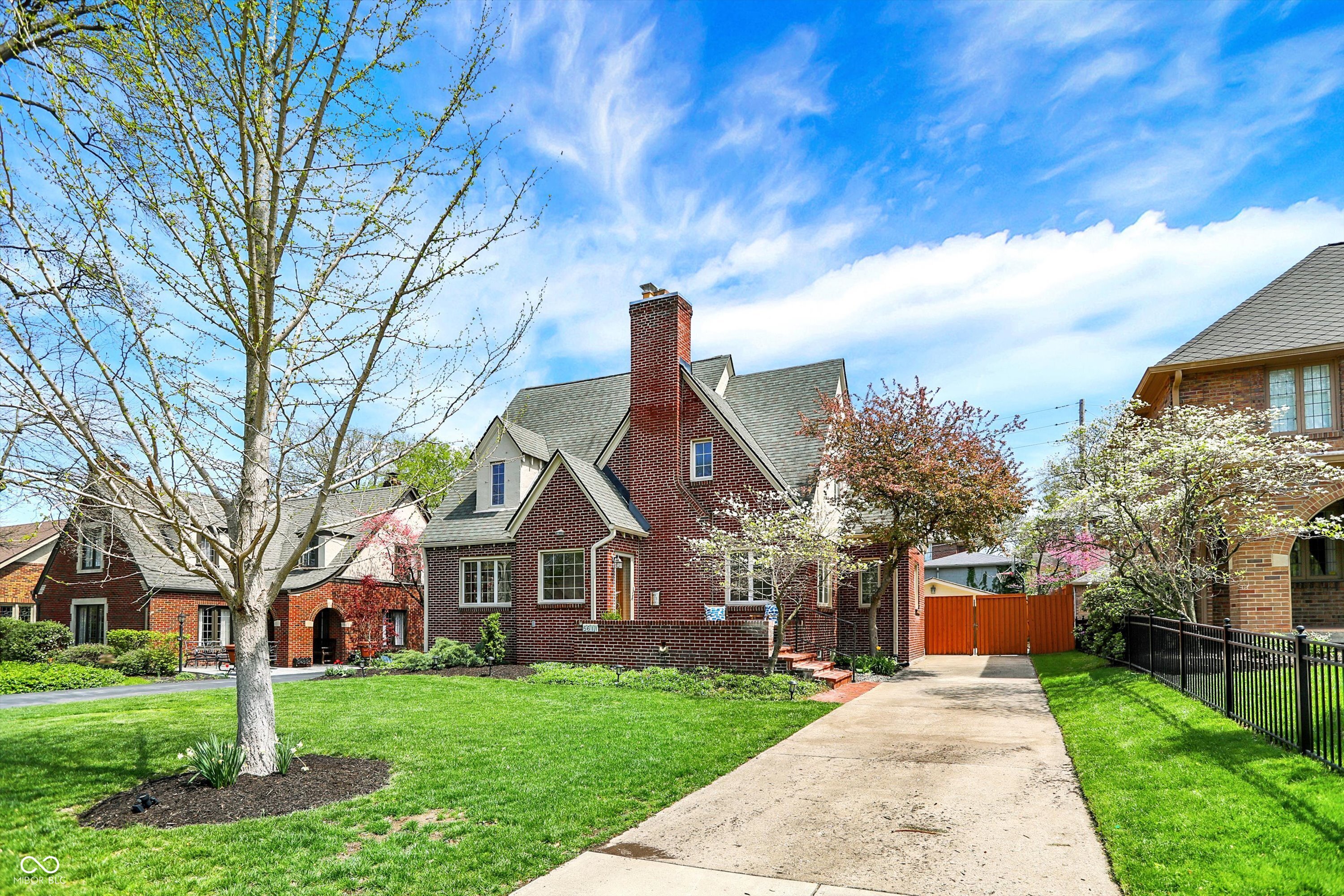 5611 N Delaware Street