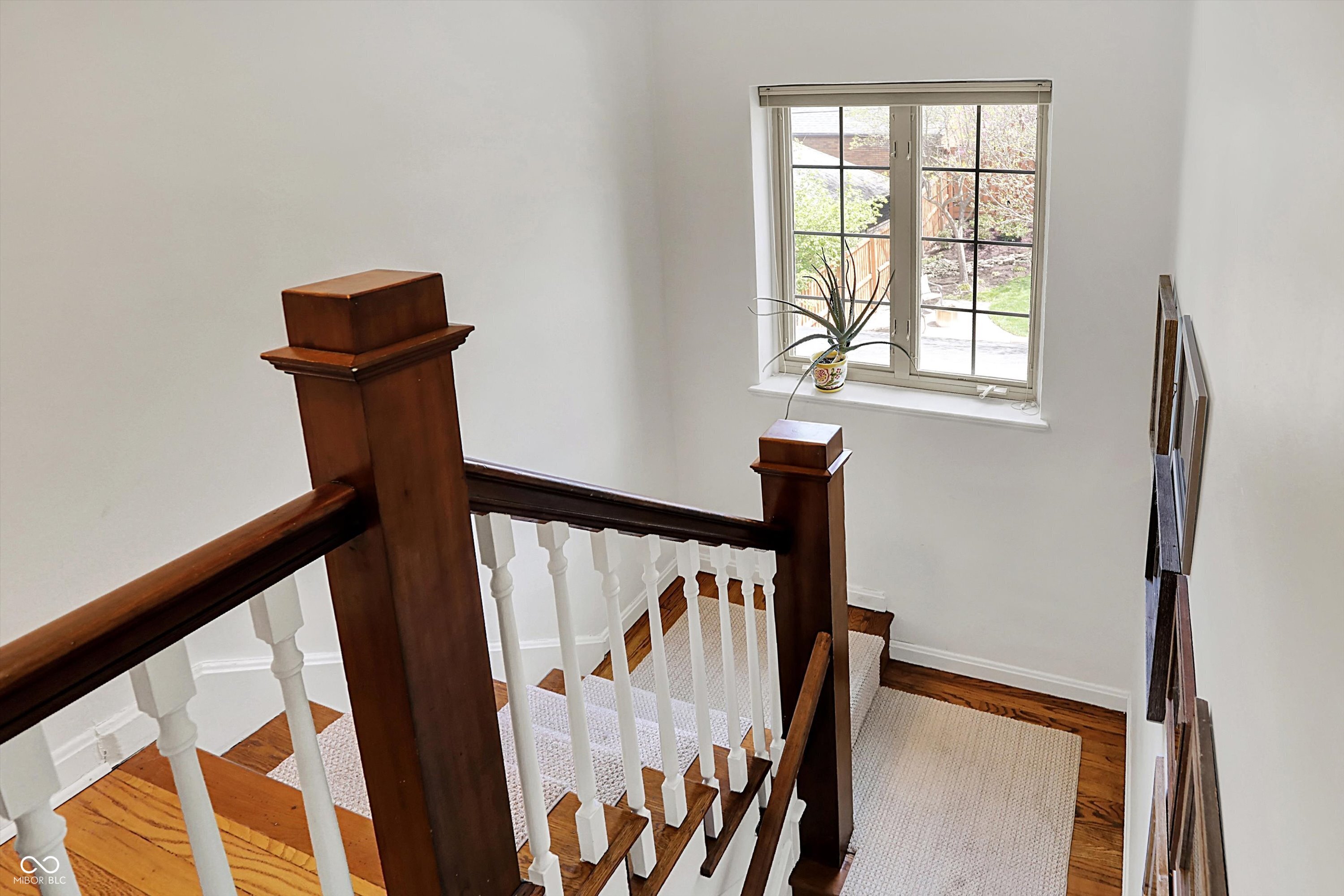 5611 N Delaware Street