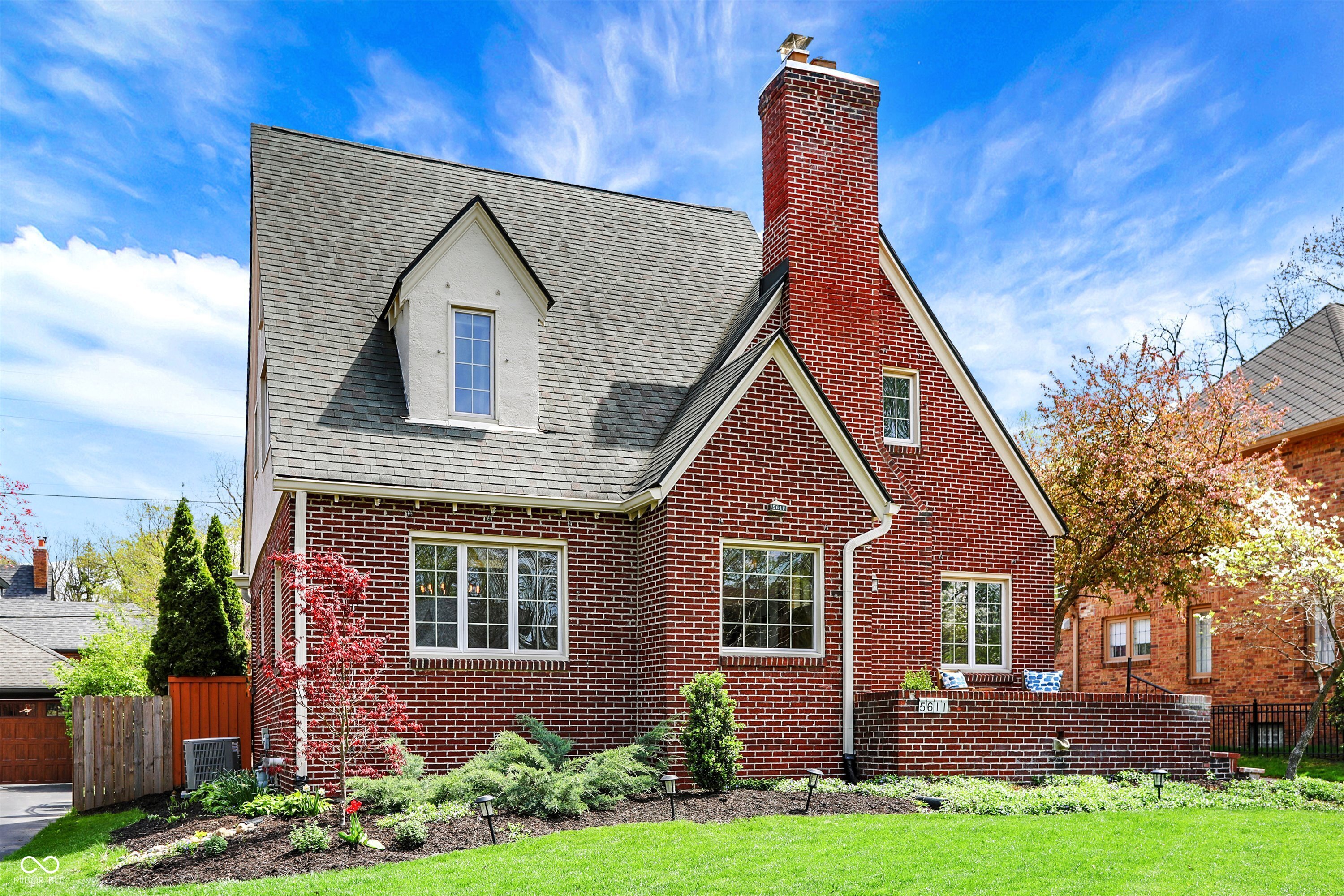 5611 N Delaware Street