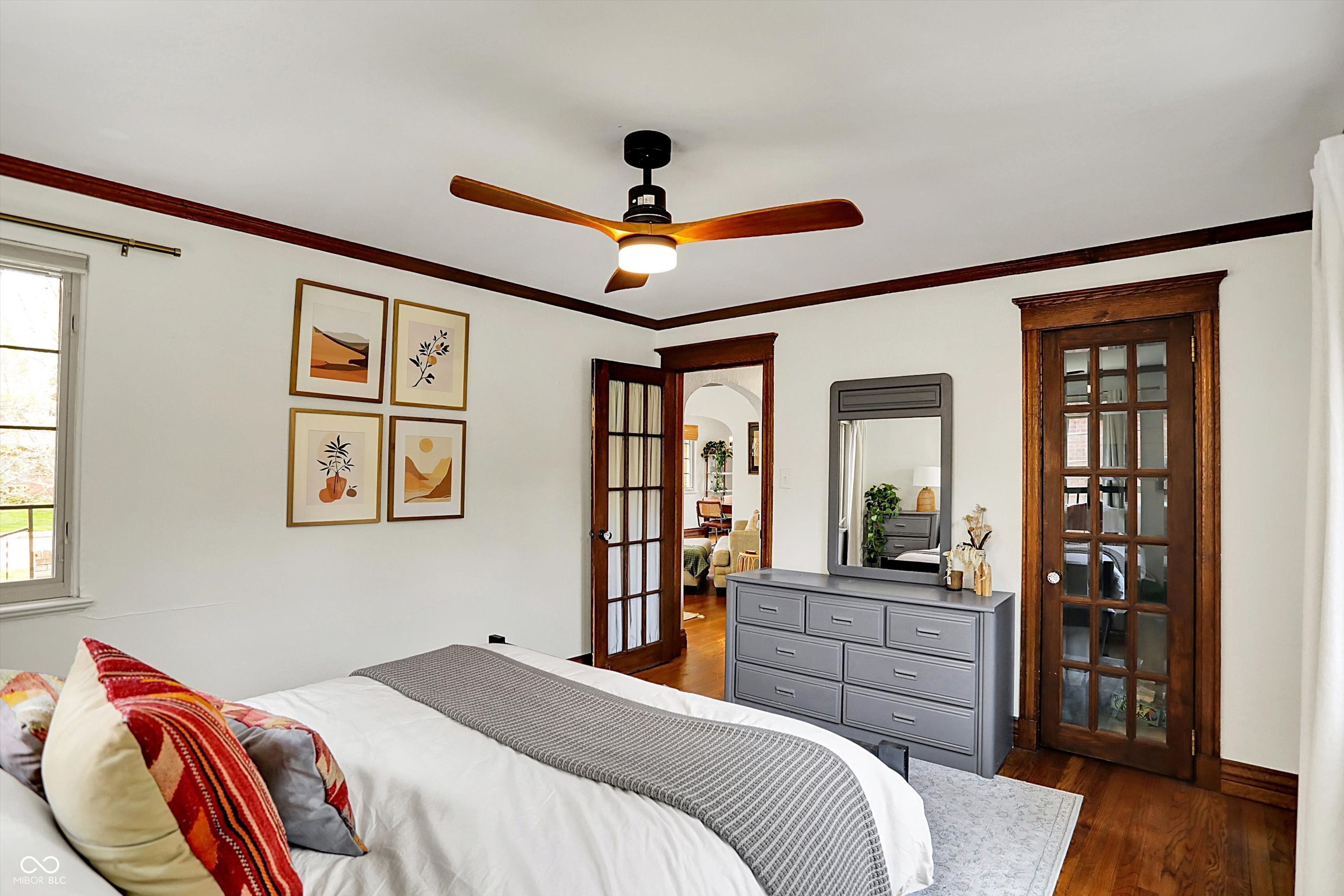 5611 N Delaware Street