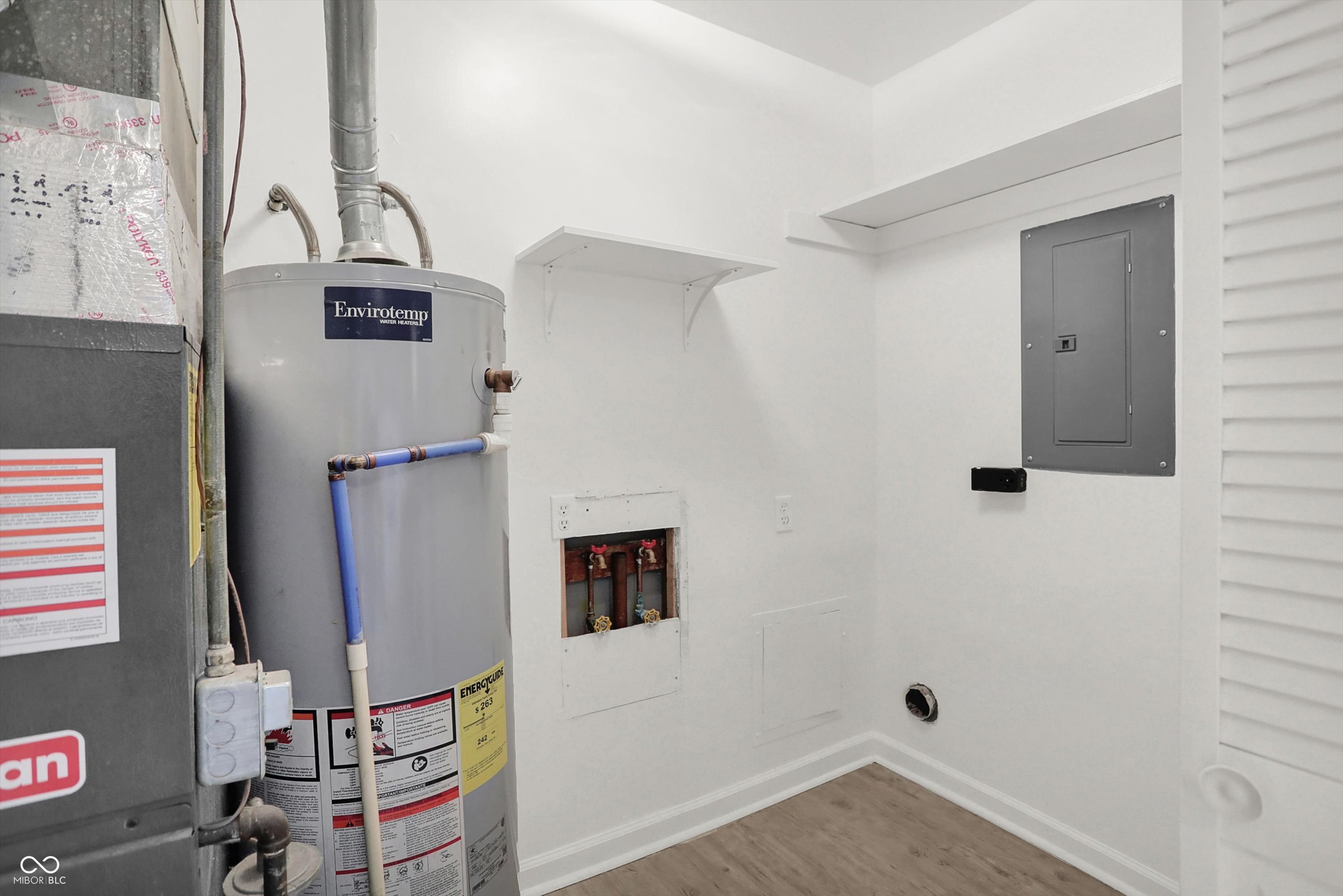 10625 McPherson Street