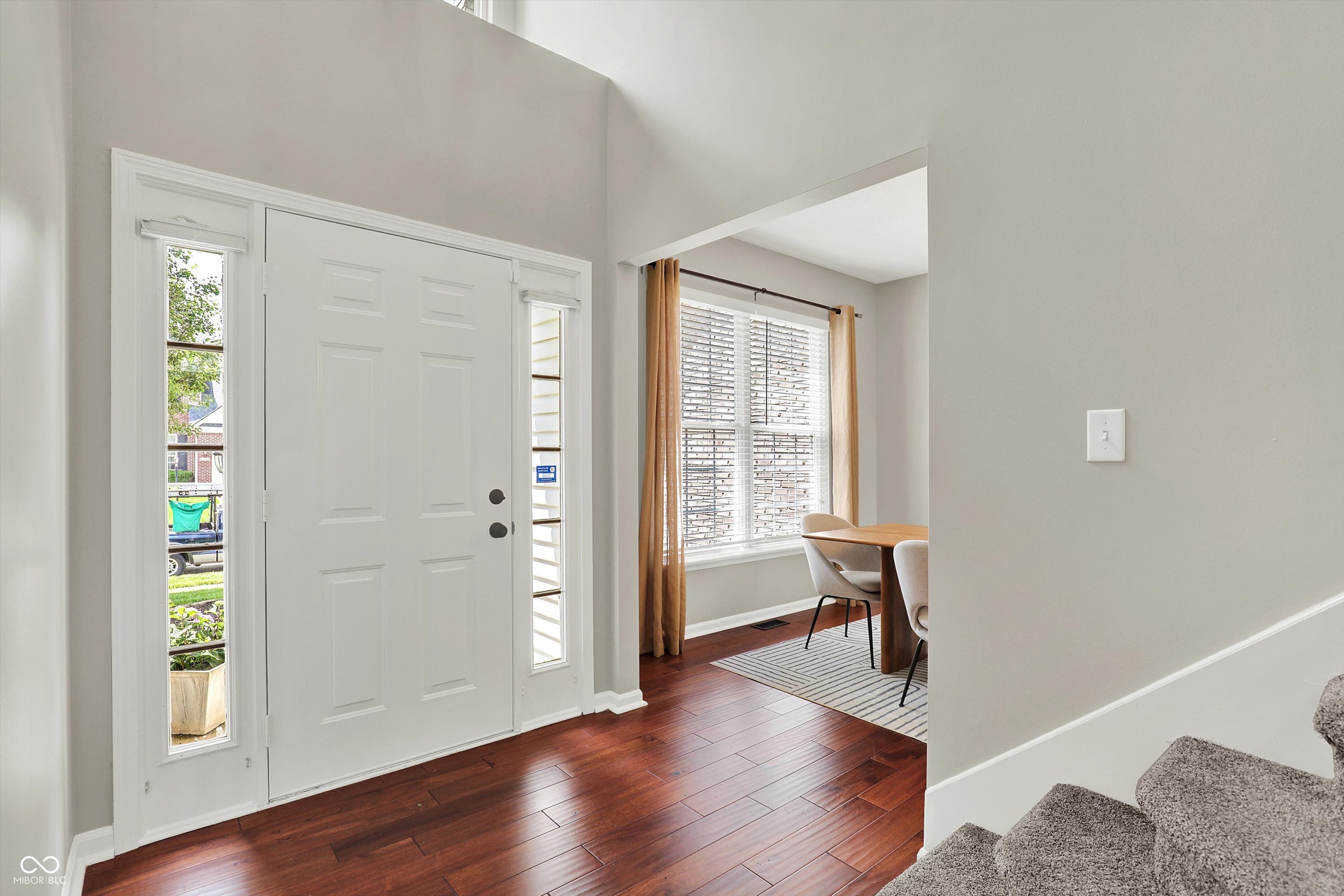 13757 Flintridge Pass