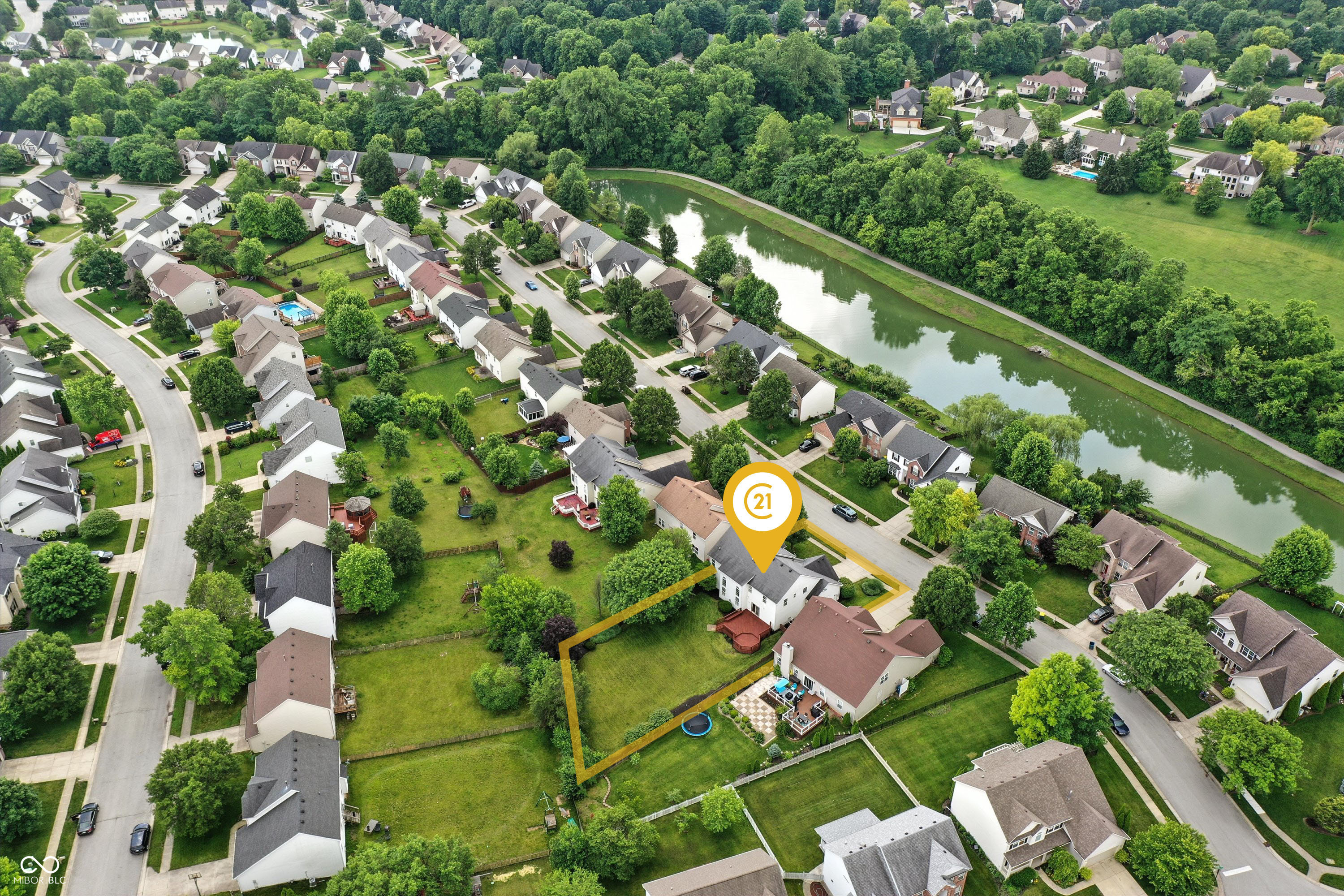 13757 Flintridge Pass