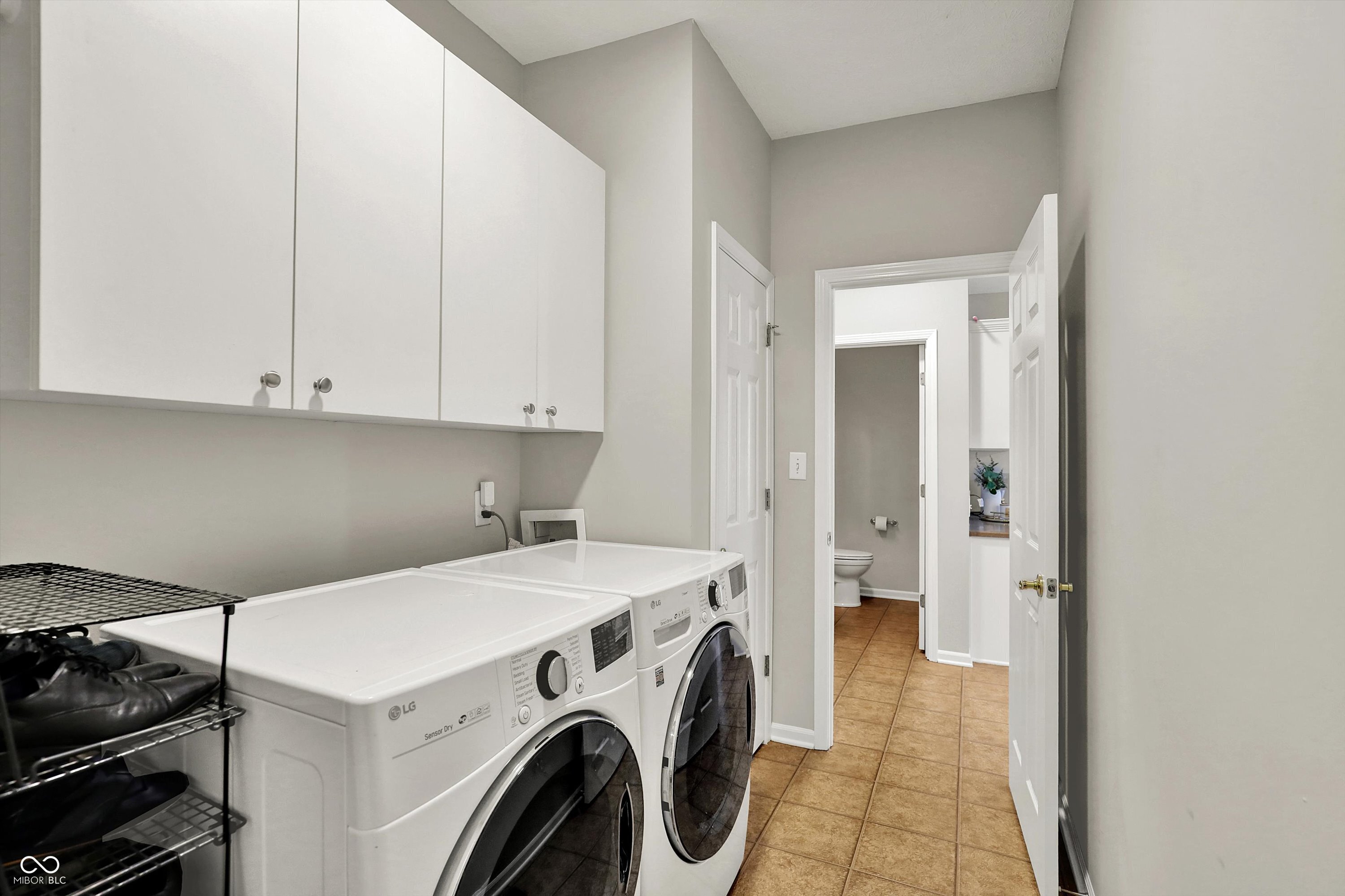 13757 Flintridge Pass