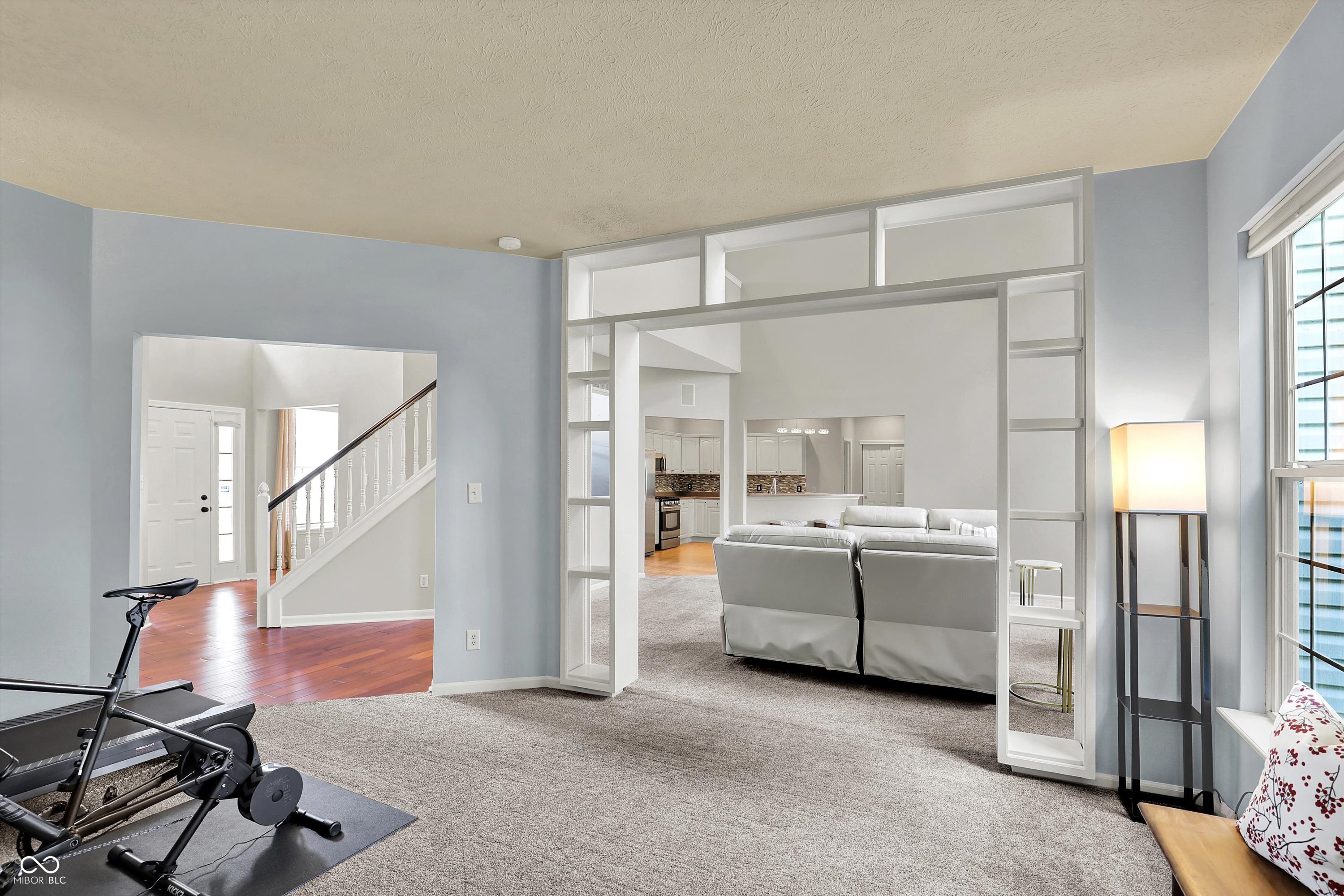 13757 Flintridge Pass