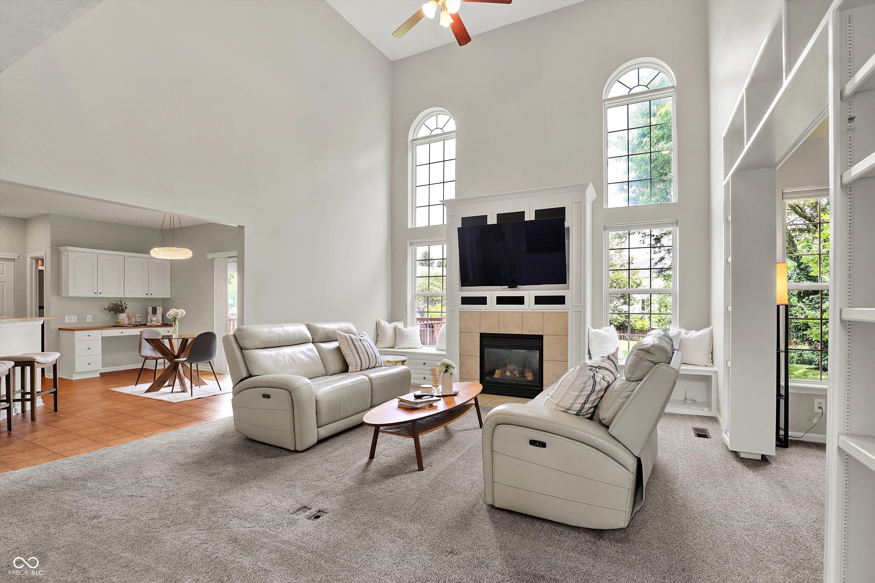 13757 Flintridge Pass