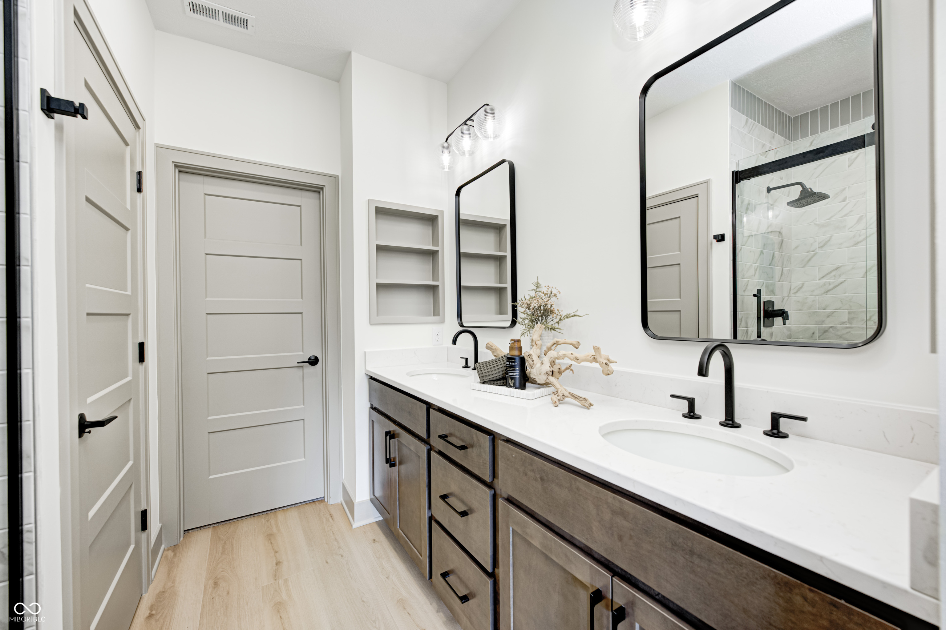 9868 Morningstar Lane