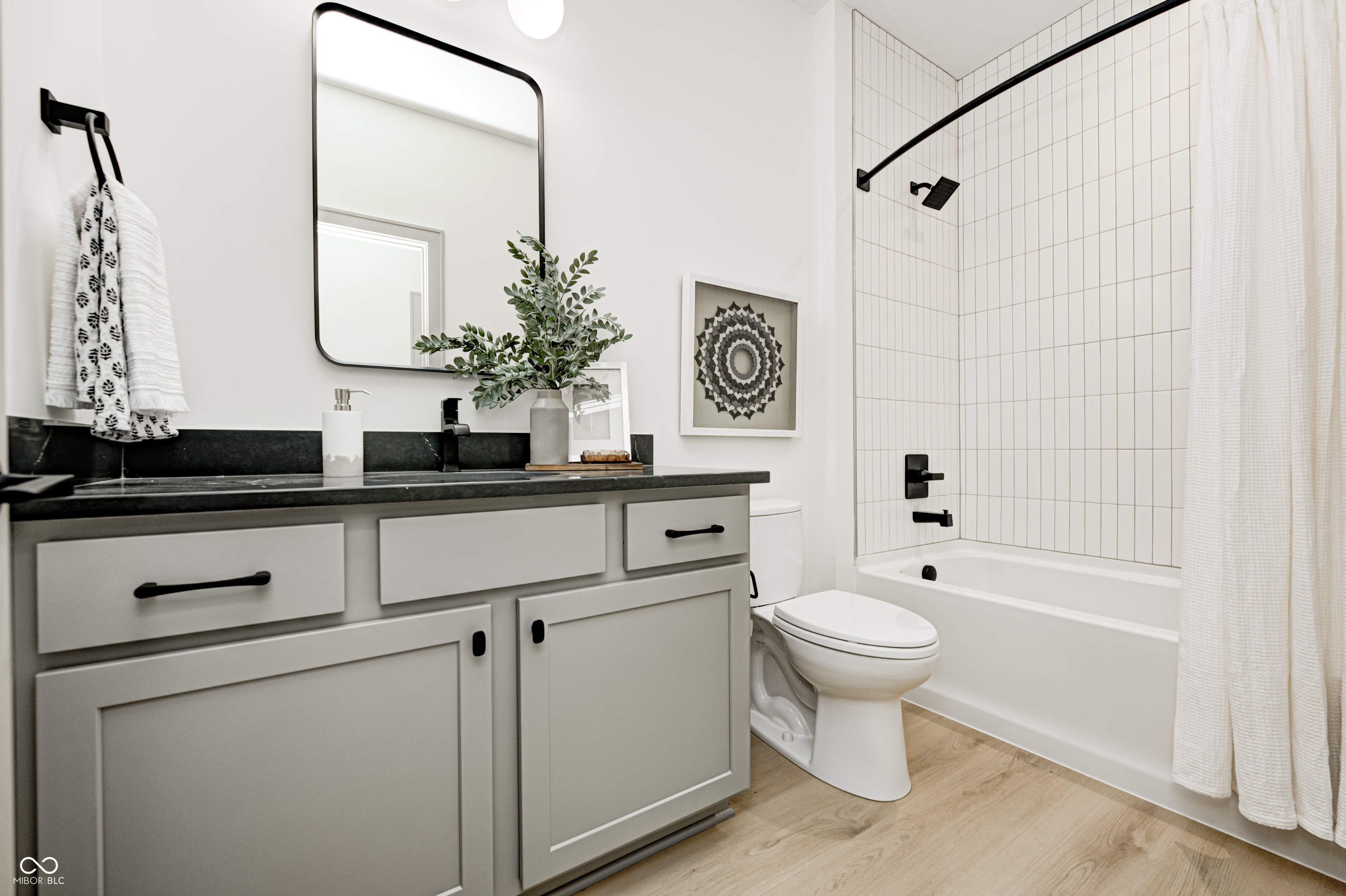 9868 Morningstar Lane