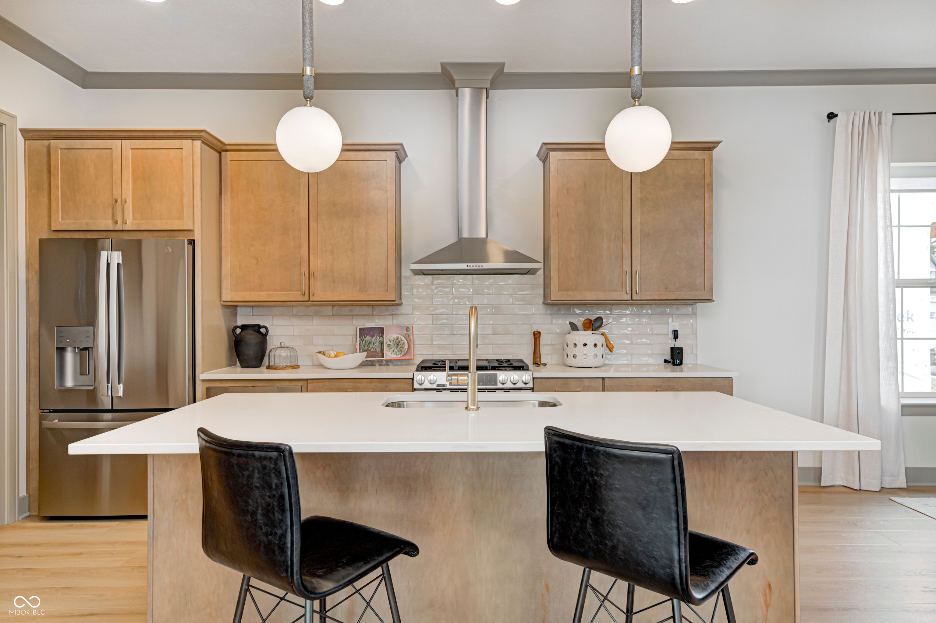 9868 Morningstar Lane