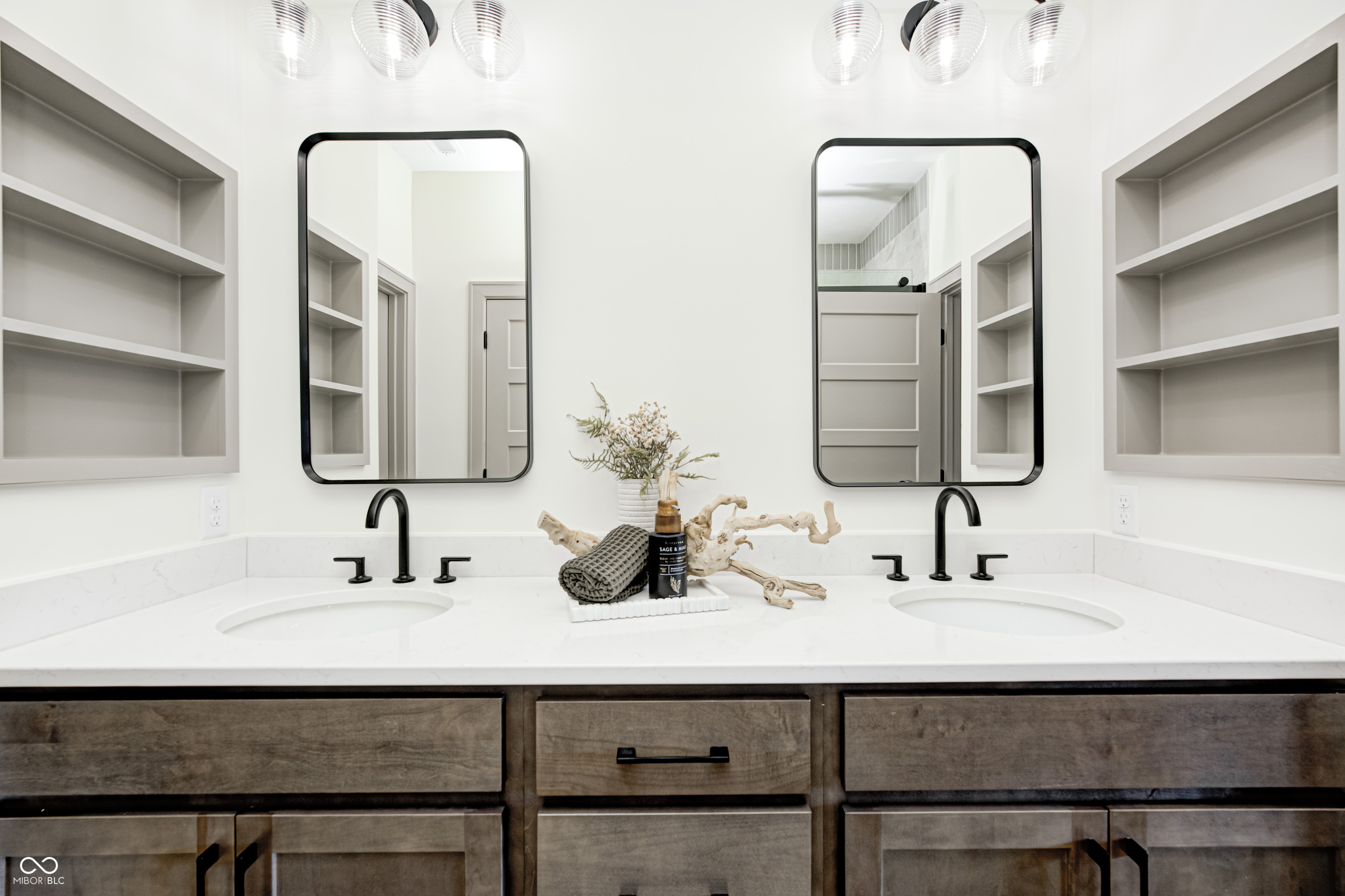 9868 Morningstar Lane