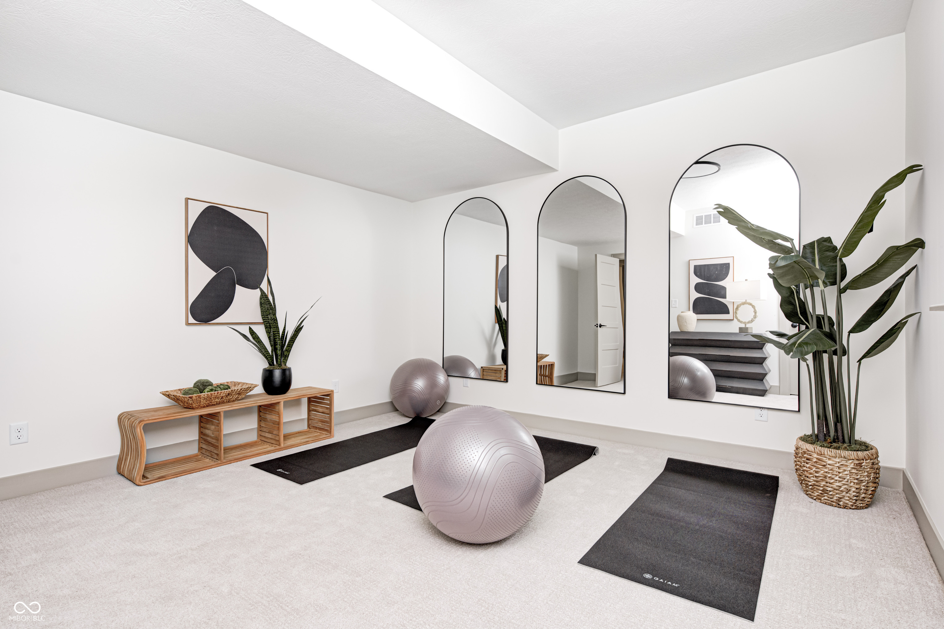 9868 Morningstar Lane