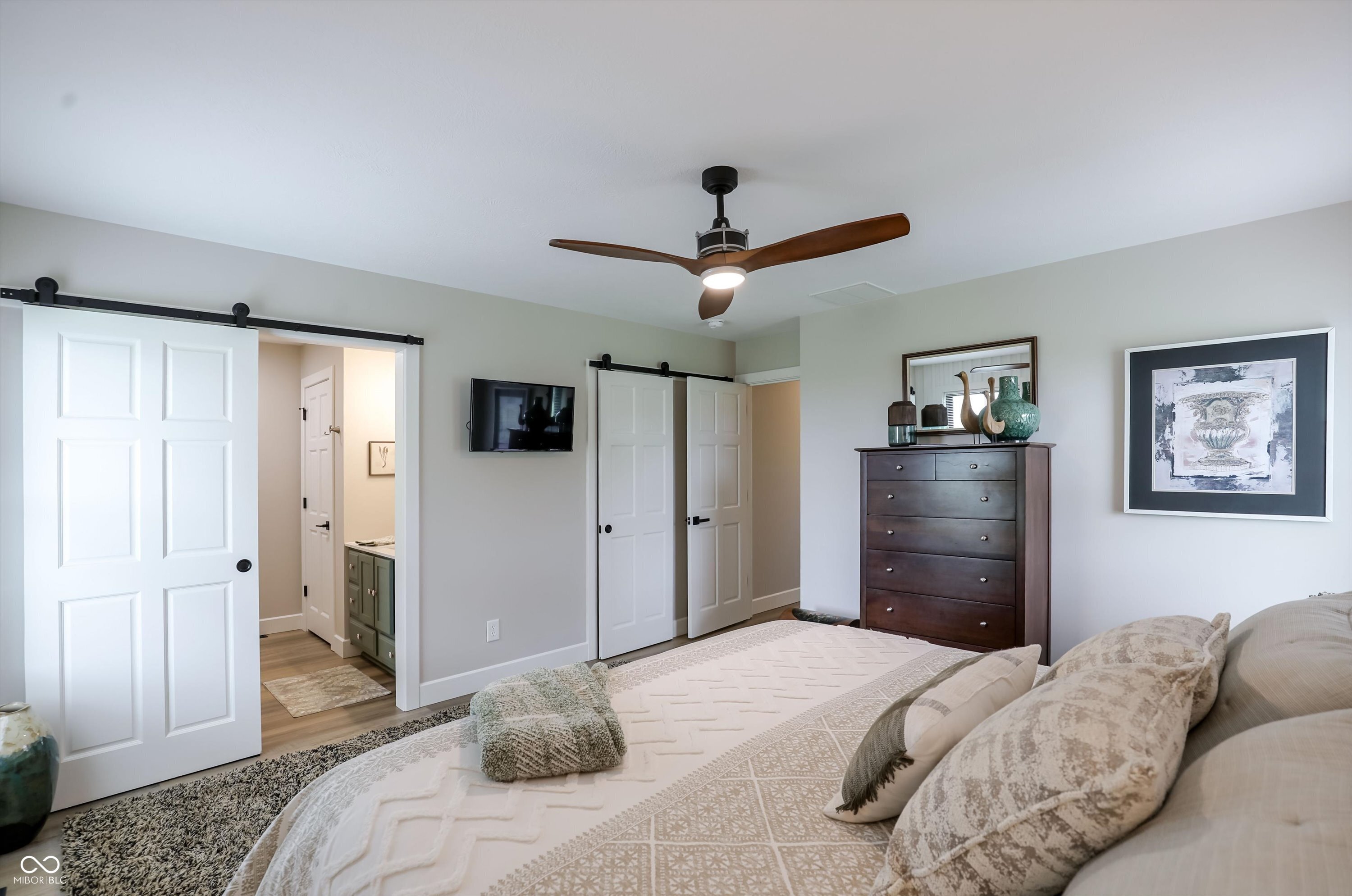 4075 E State Road 44