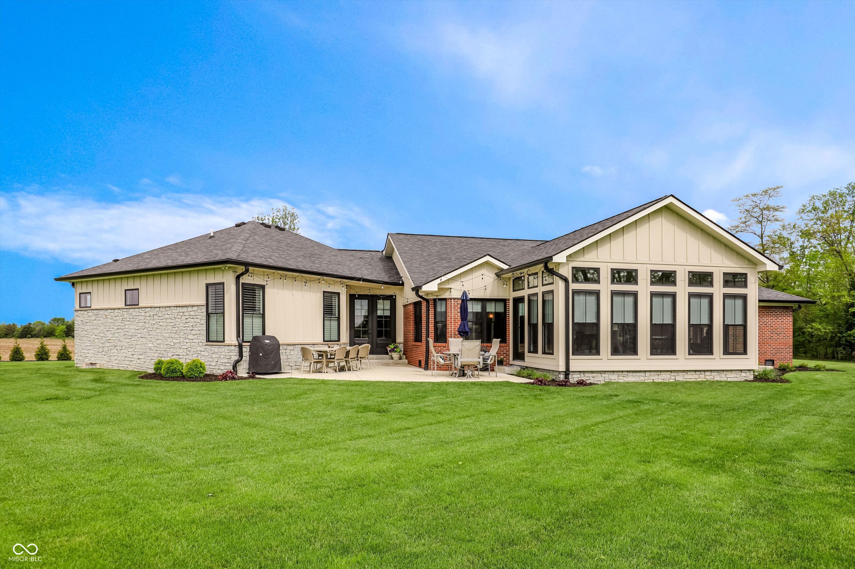 4075 E State Road 44