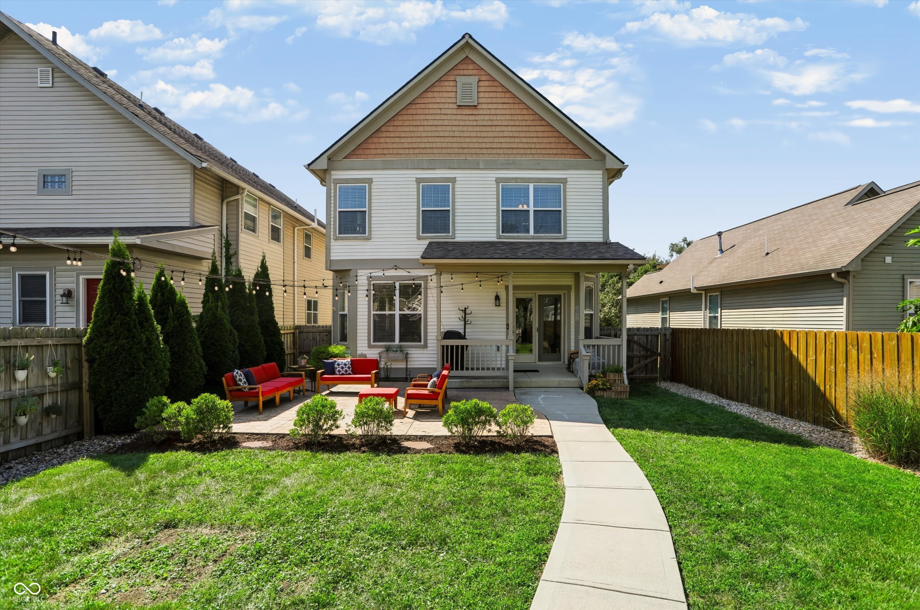 2329 Central Avenue Indianapolis In Us 46205 Mbr22123802
