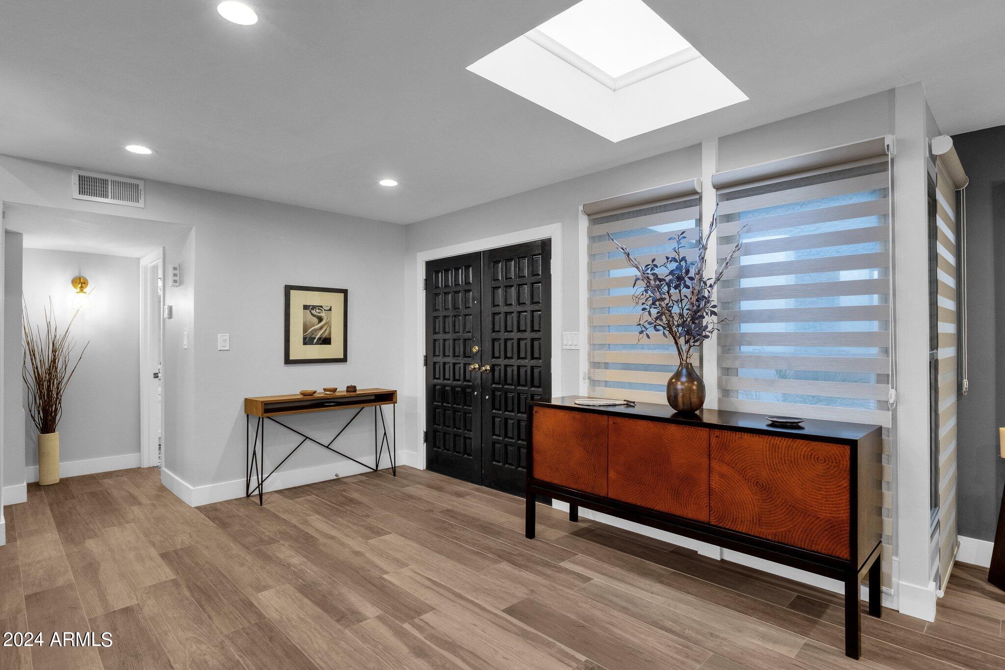 7302 N VIA DE LA MONTANA --