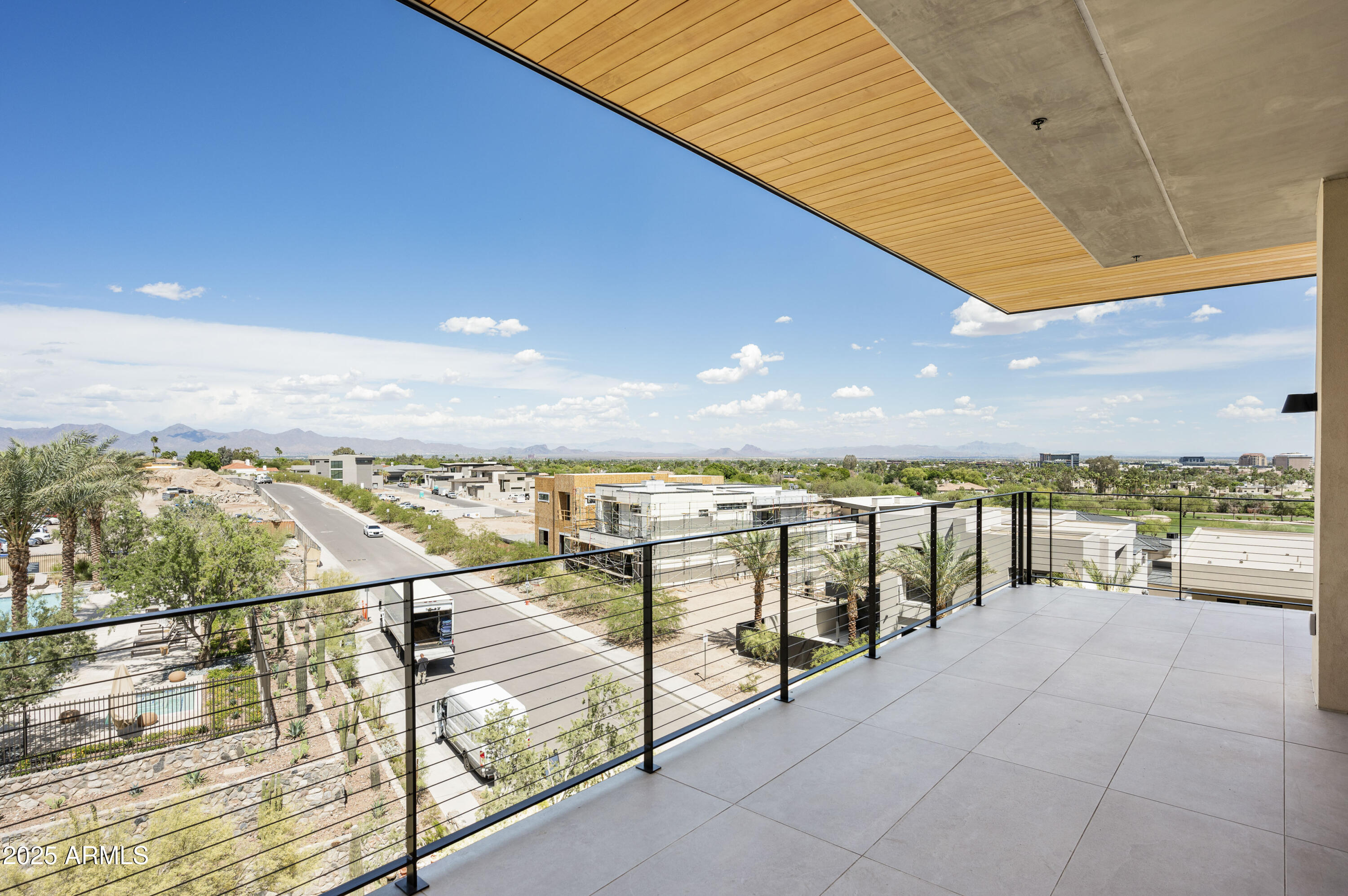 5000 N Camelback Ridge Road, 410