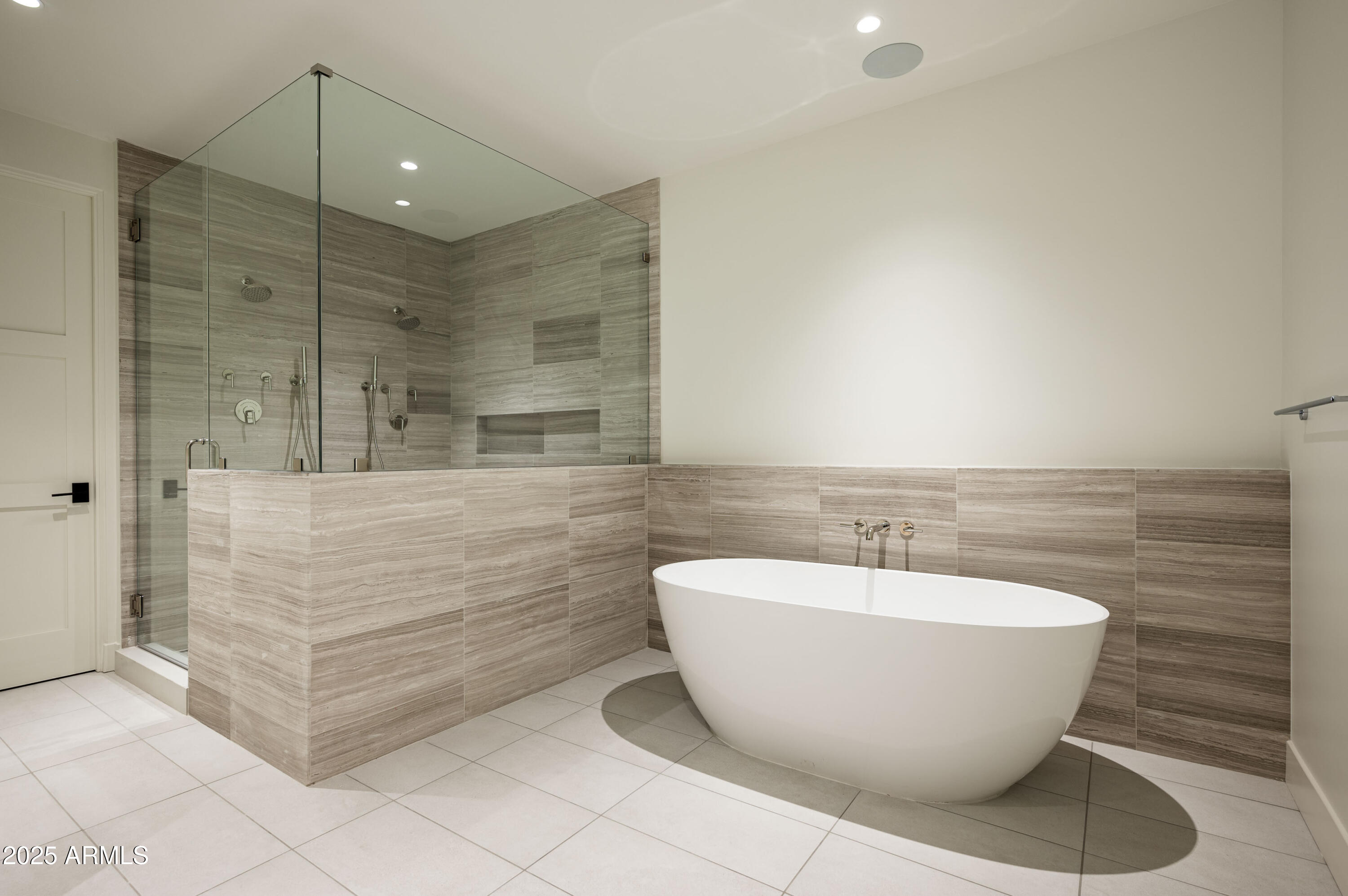 5000 N Camelback Ridge Road, 410