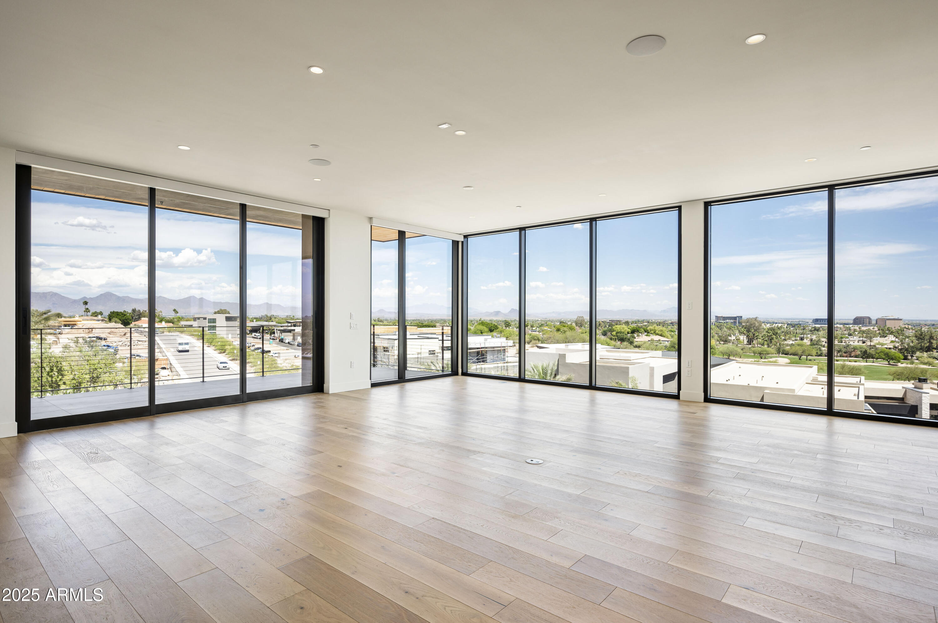 5000 N Camelback Ridge Road, 410