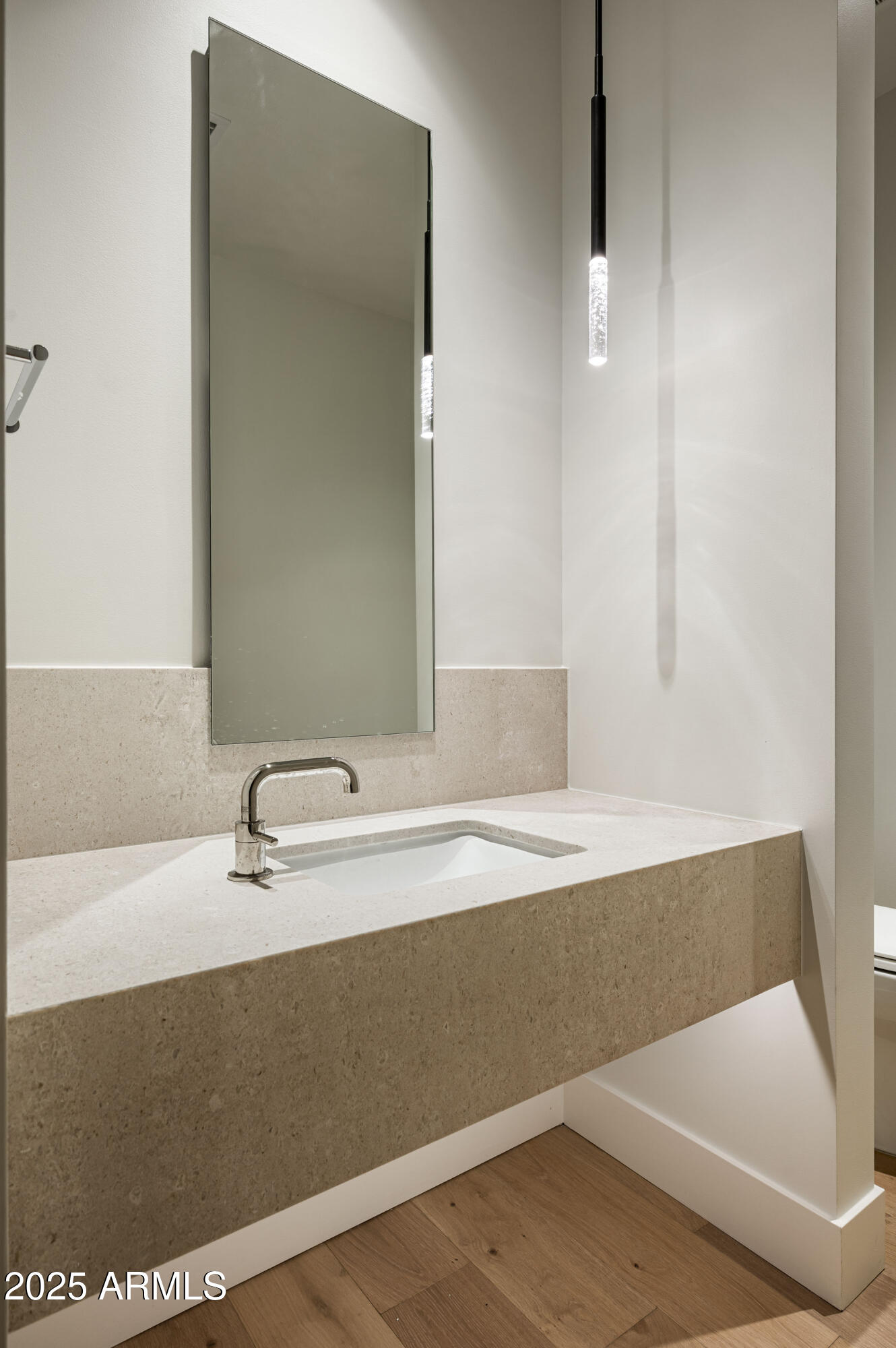 5000 N Camelback Ridge Road, 410