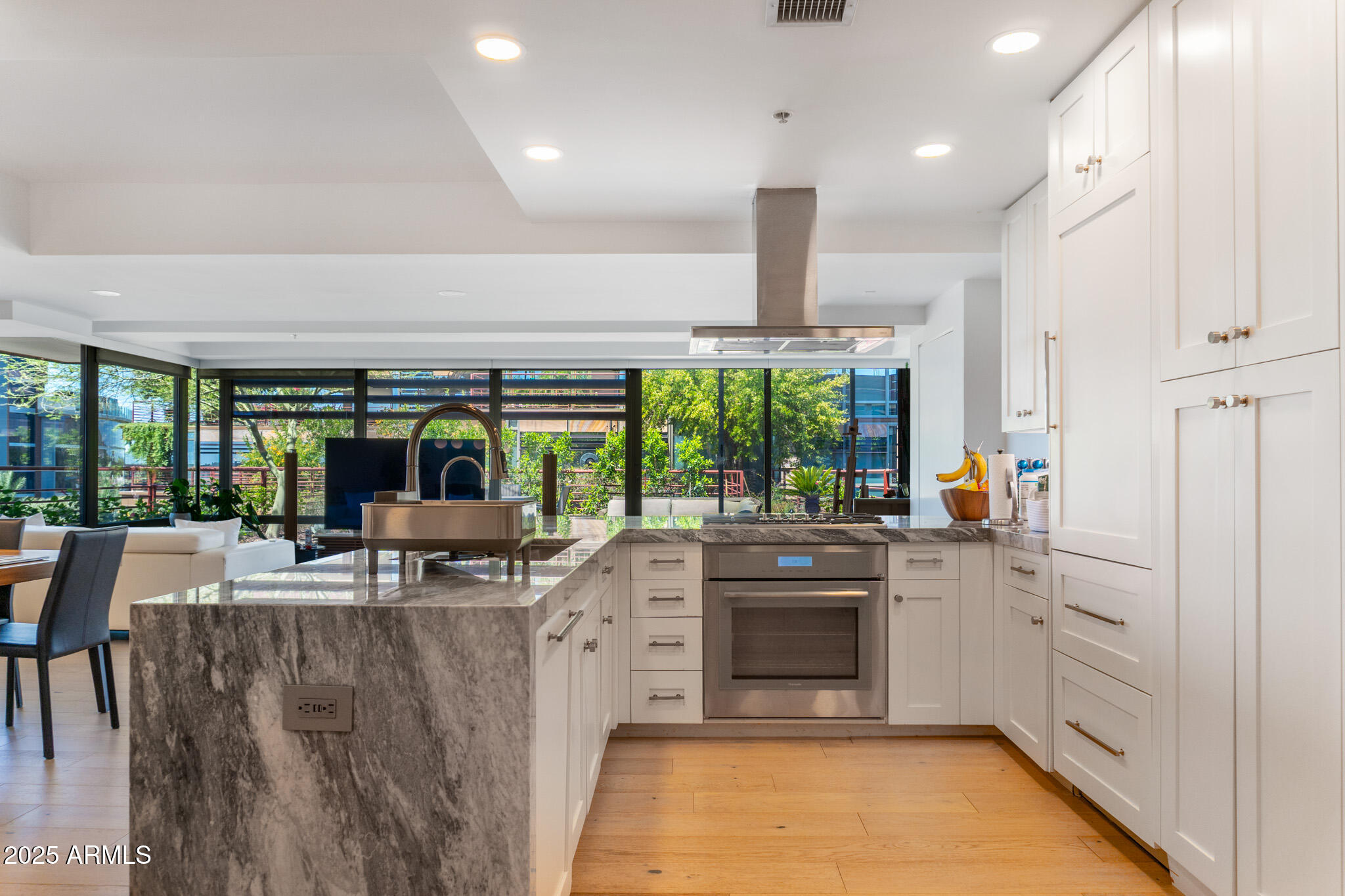 7147 E RANCHO VISTA Drive, 6002