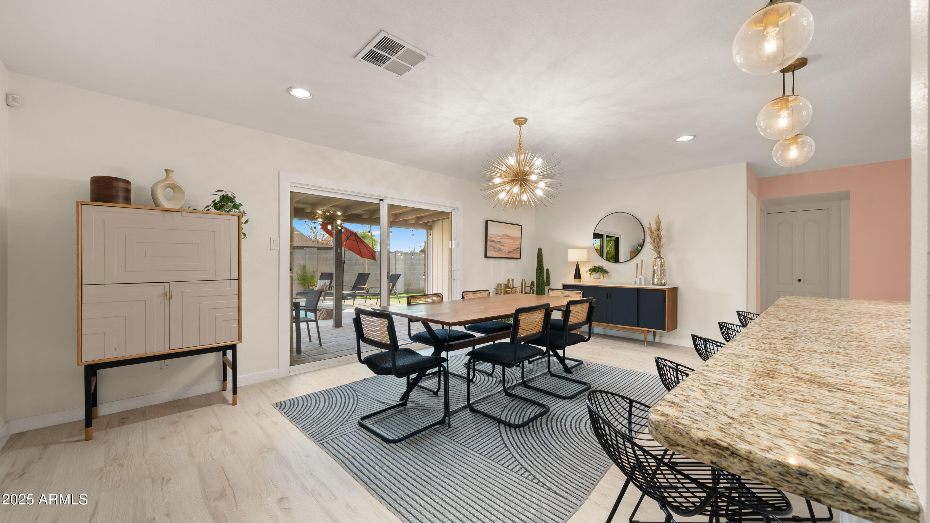 8701 E COLUMBUS Avenue