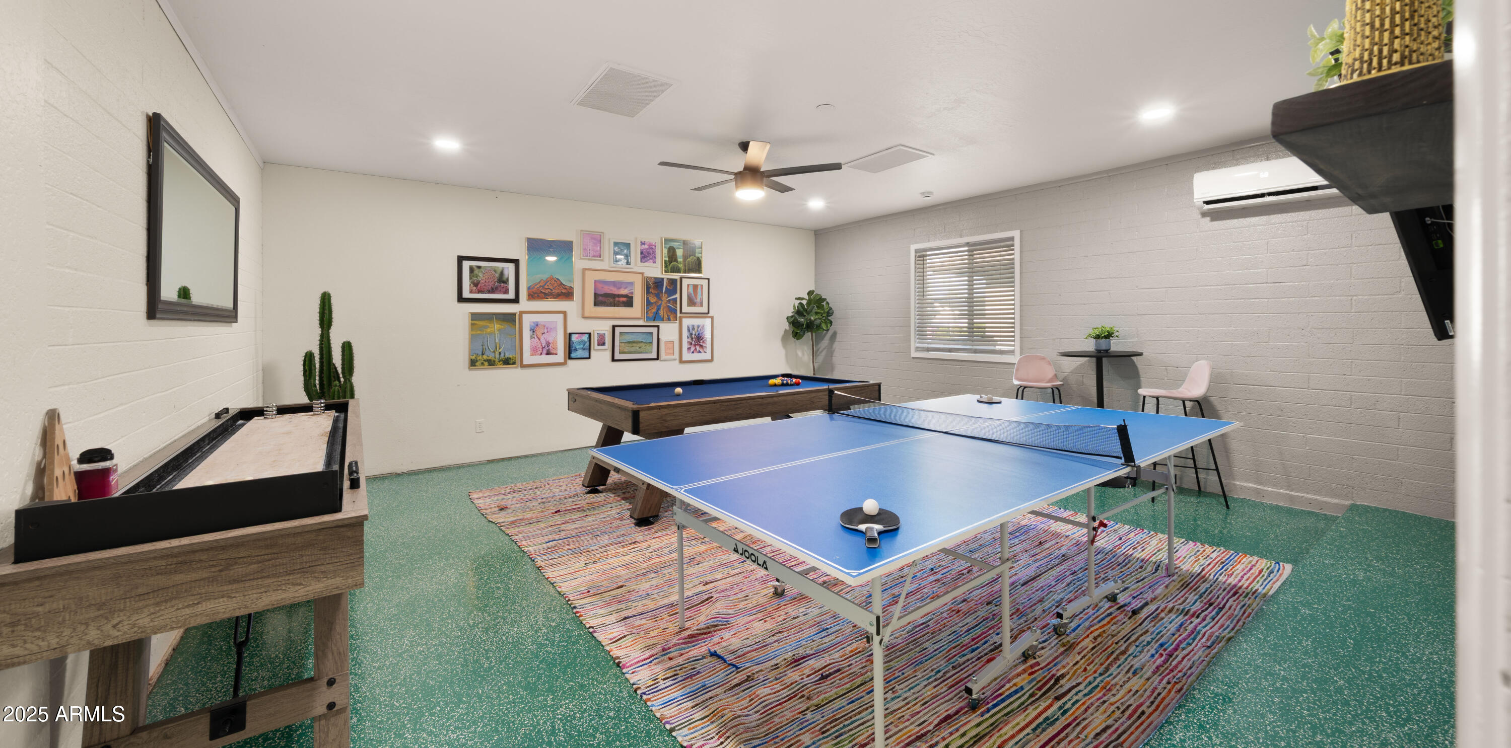 8701 E COLUMBUS Avenue