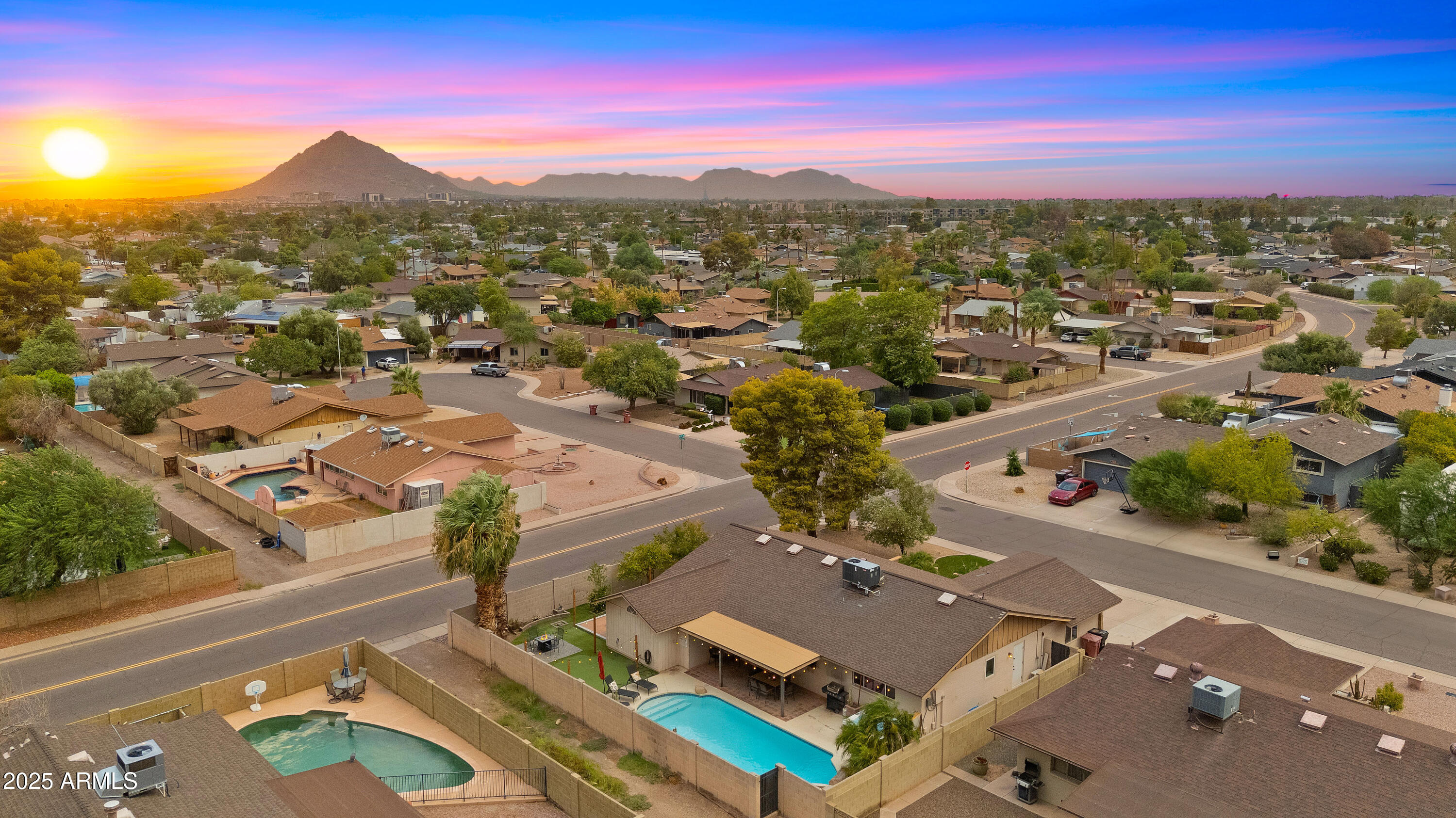 8701 E COLUMBUS Avenue