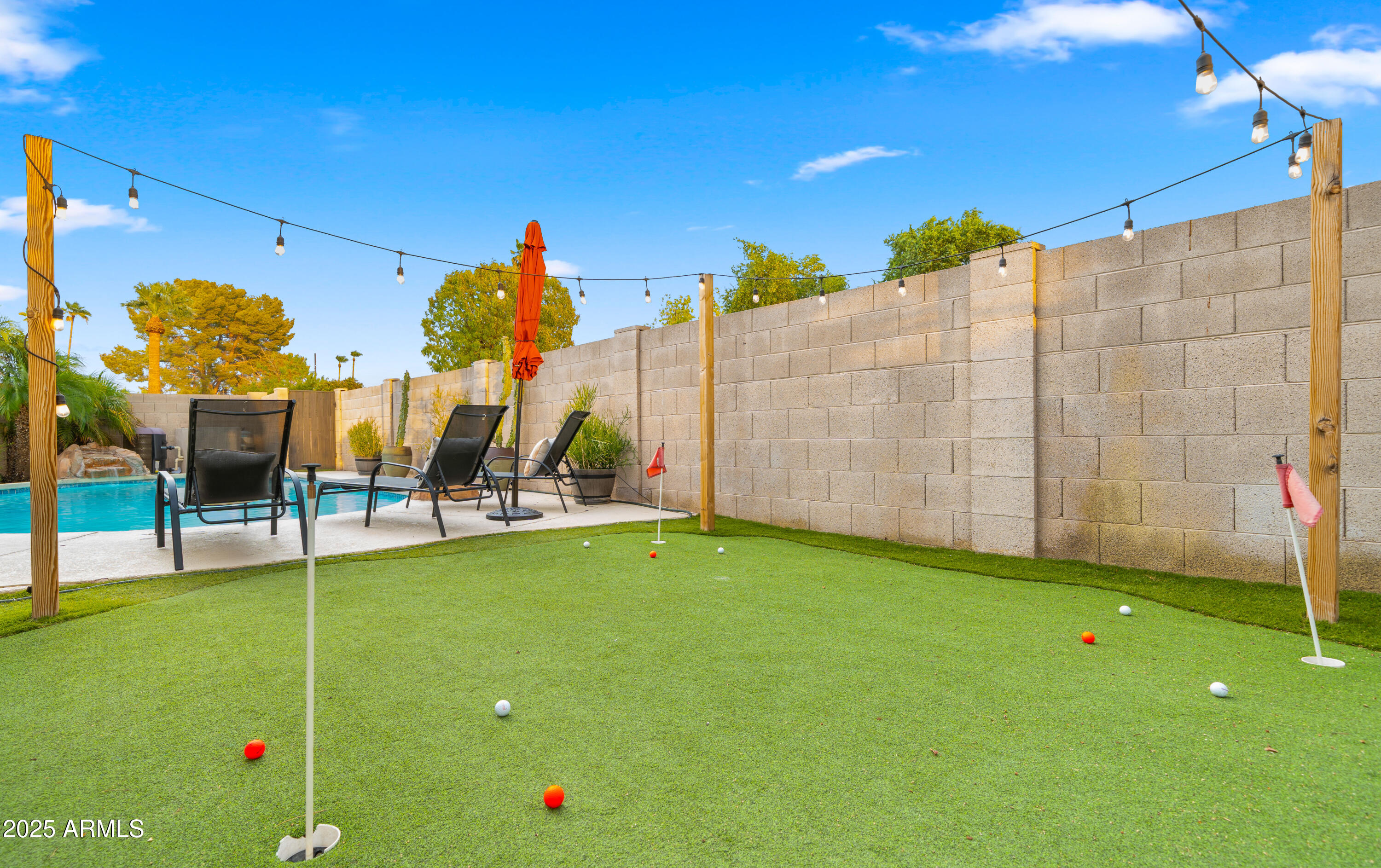 8701 E COLUMBUS Avenue