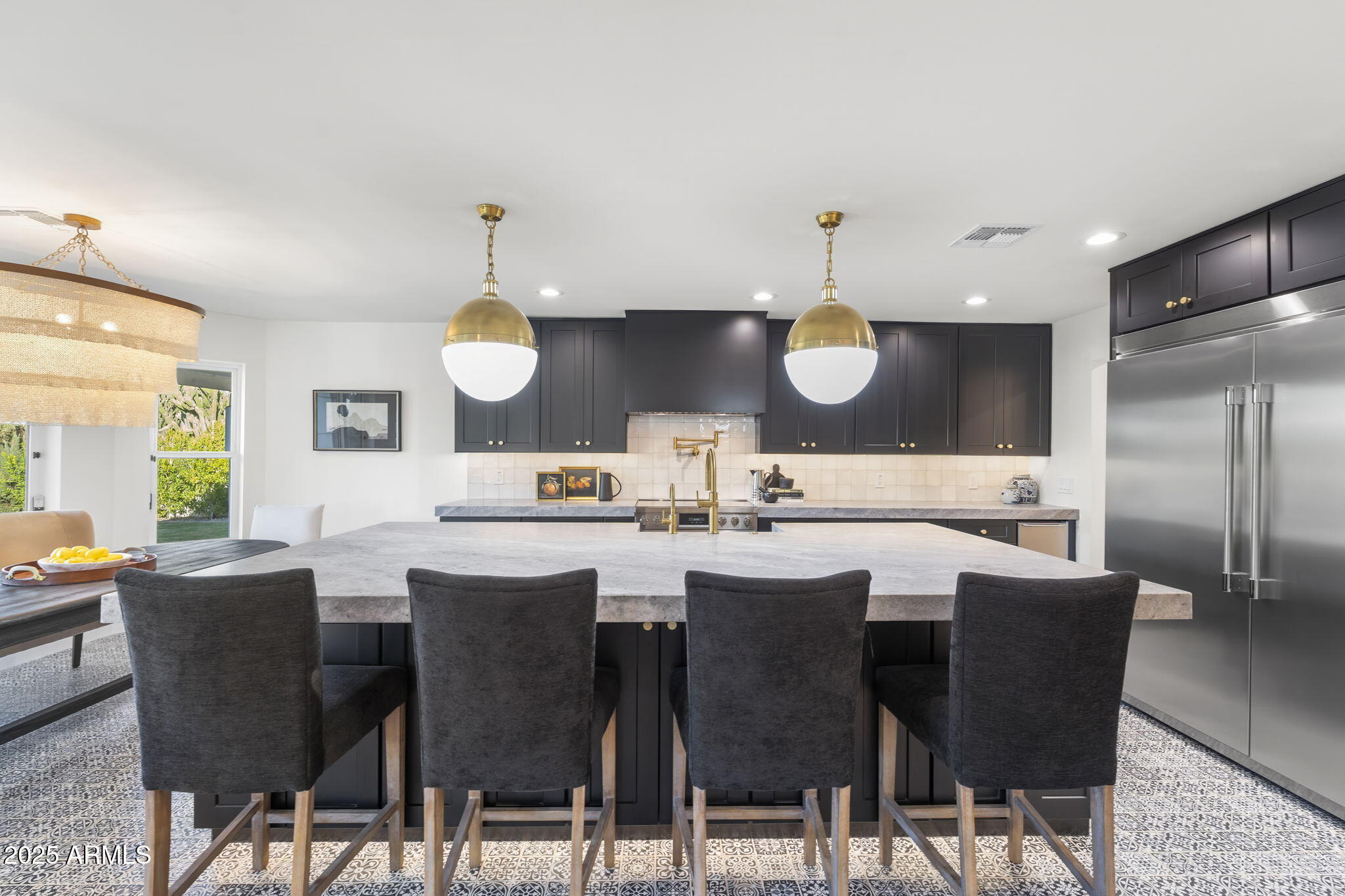 8014 E Del Tesoro Drive