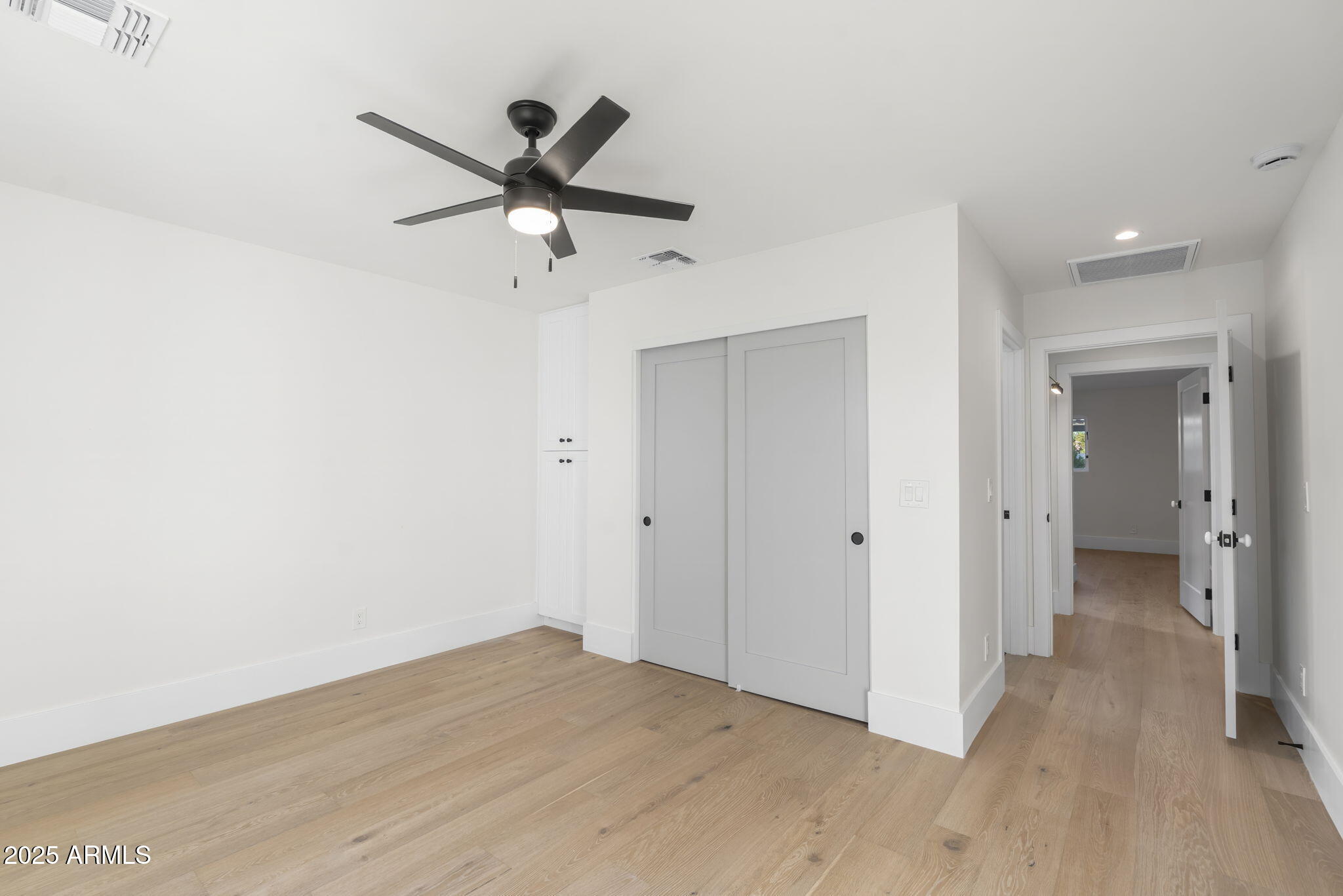 8014 E Del Tesoro Drive