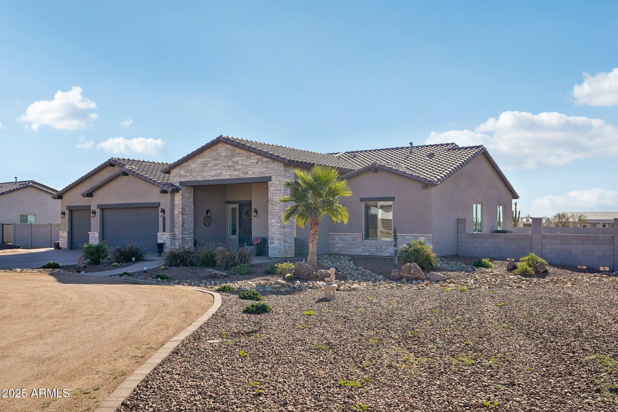 15433 W PINNACLE VISTA Road