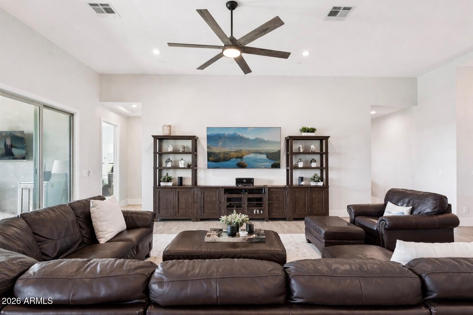 15433 W PINNACLE VISTA Road
